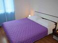 Спальня 1 Punat, Спальня 1 в размещении типа apartment, Домашние животные допускаются и WiFi.