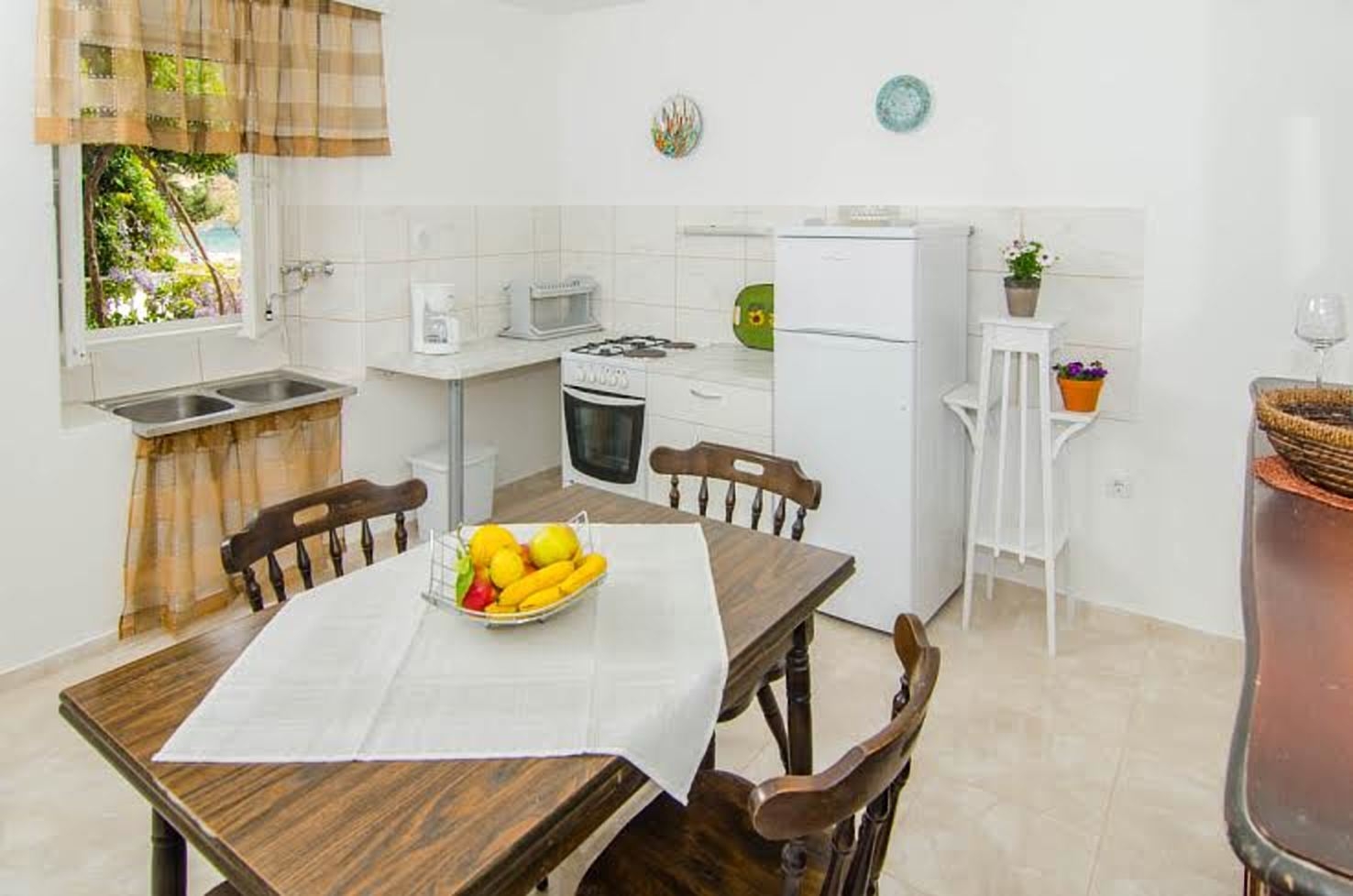 Two bedroom house near beach Trstenik, Pelješac  K