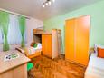 Bedroom 2 Split, Bedroom 2 in the apartment, air condition available and WiFi.