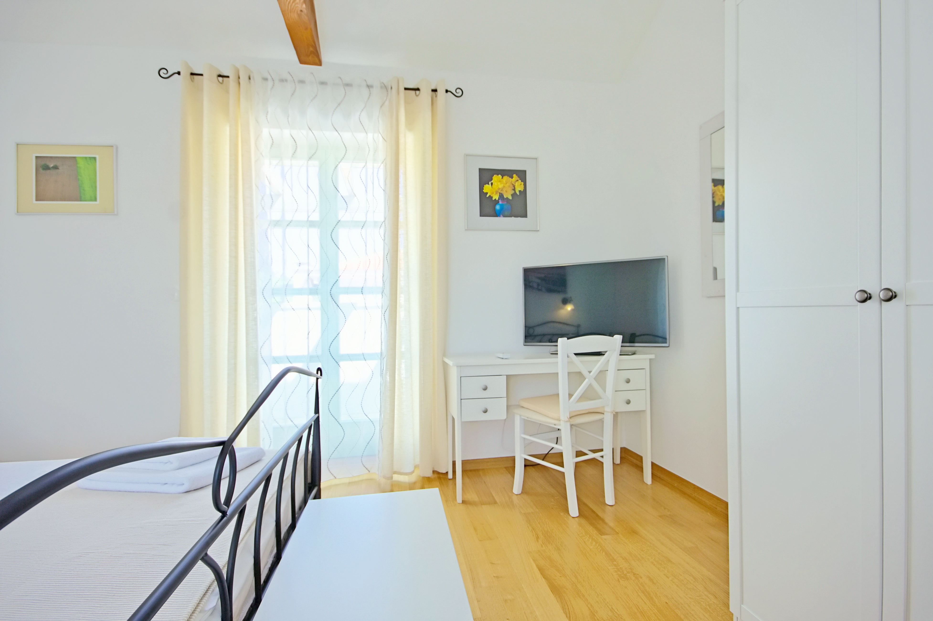 Three bedroom house with terrace Ližnjan, Medulin  K