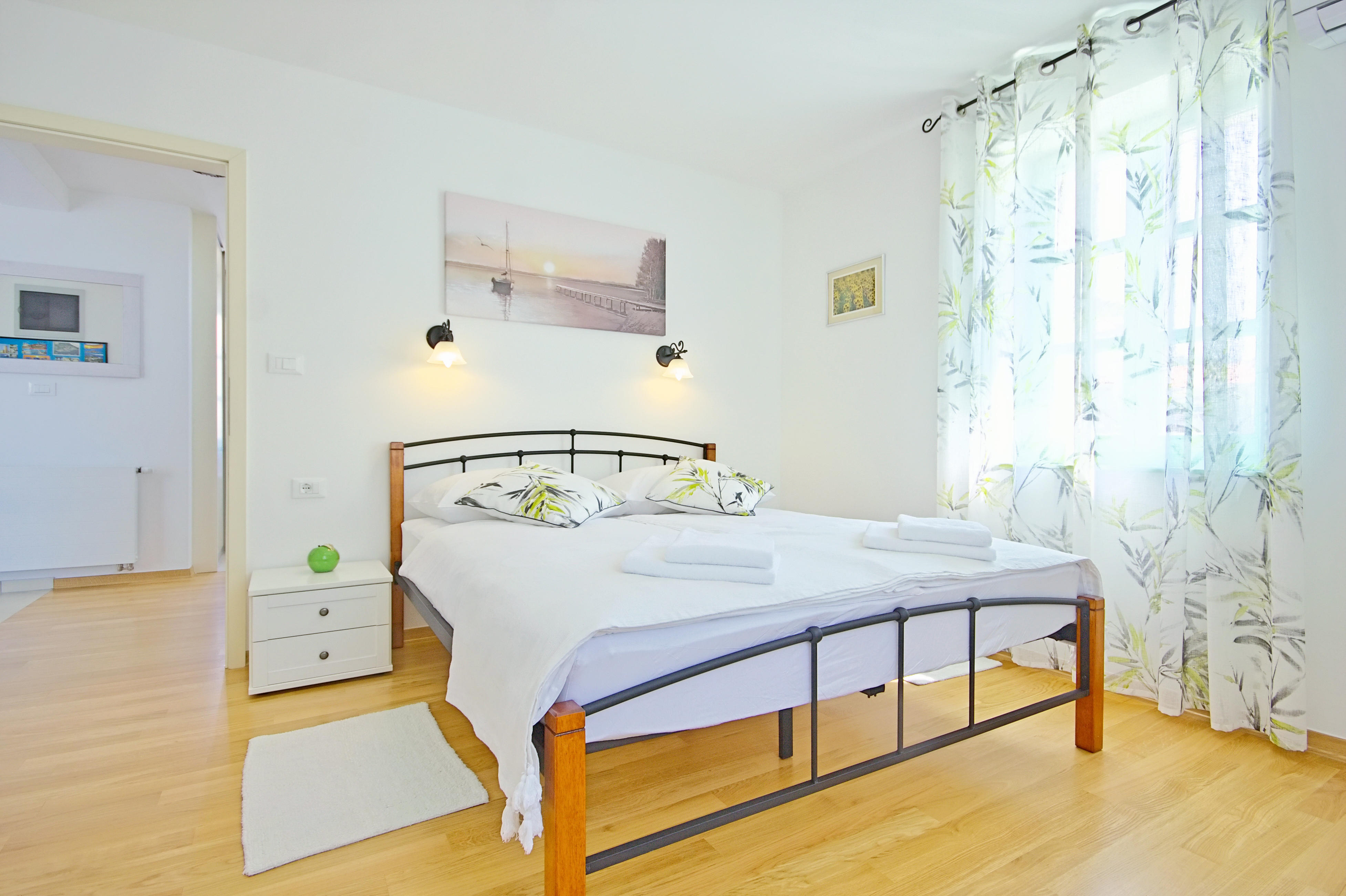 Three bedroom house with terrace Ližnjan, Medulin  K