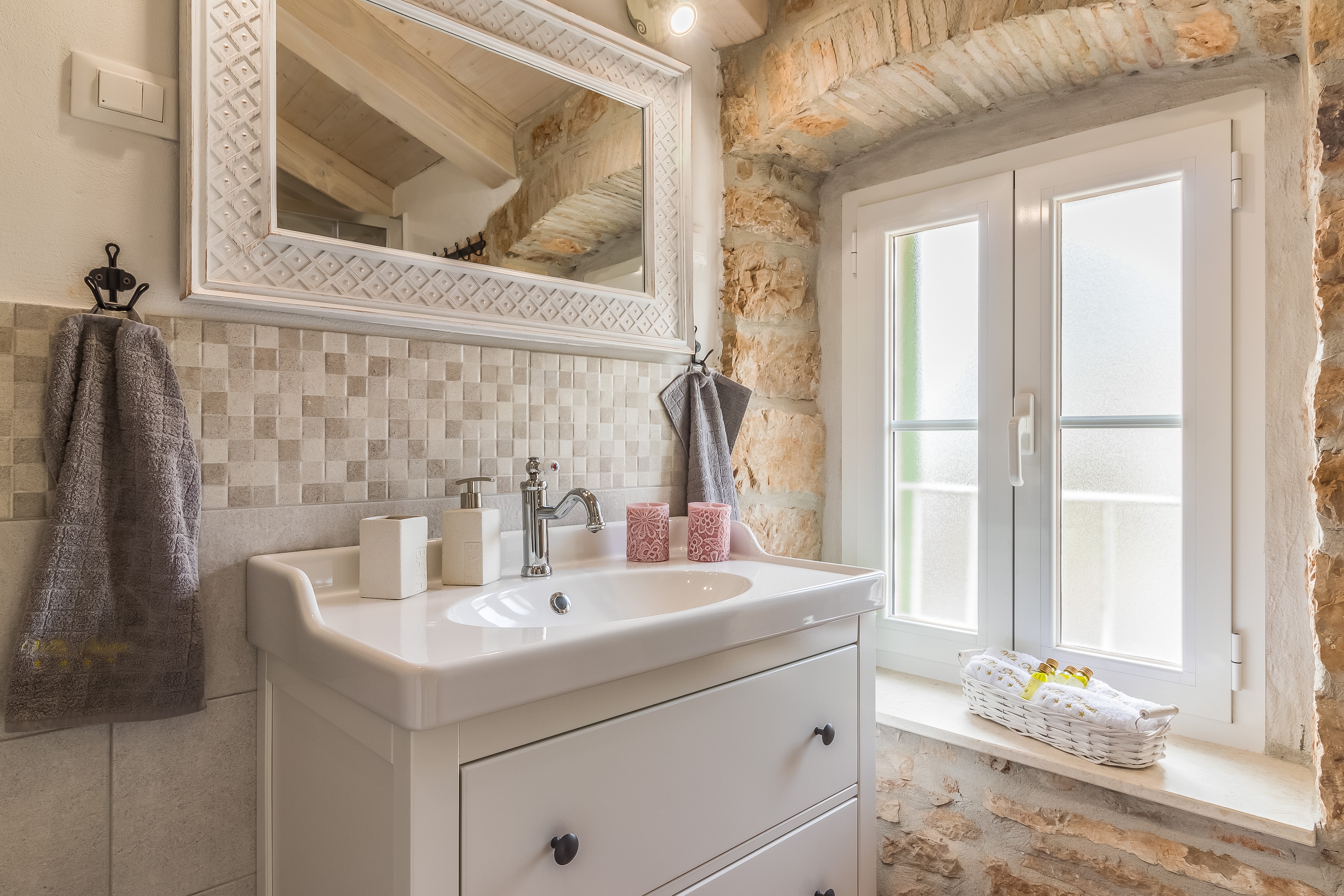 Two bedroom house with terrace Cerion, Central Istria - Središnja Istra  K