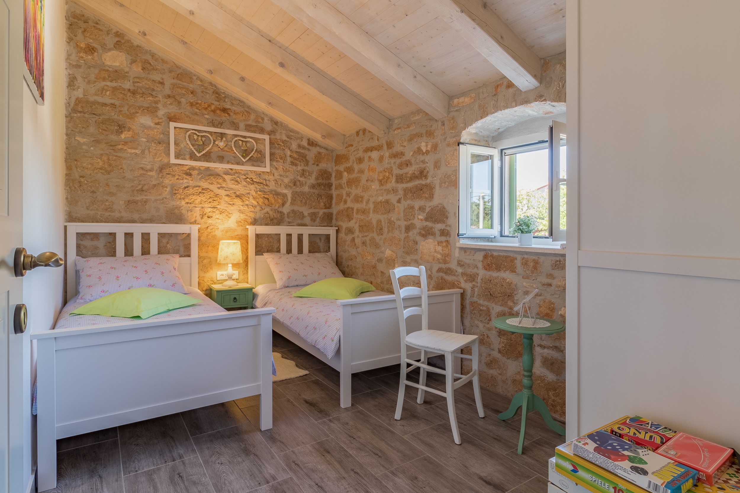 Two bedroom house with terrace Cerion, Central Istria - Središnja Istra  K