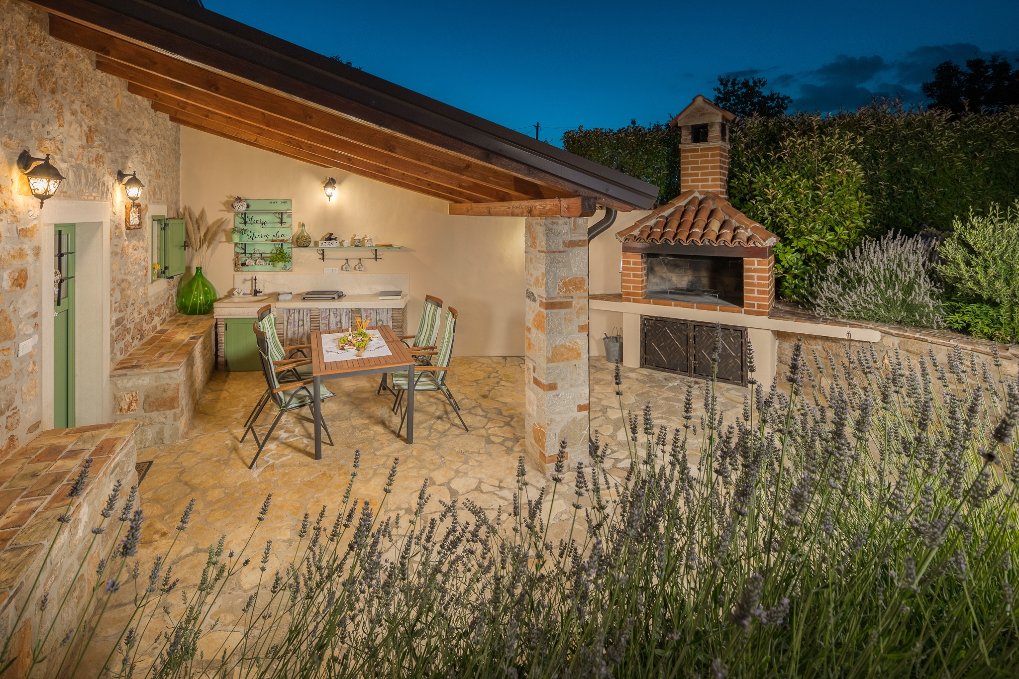 Two bedroom house with terrace Cerion, Central Istria - Središnja Istra  K