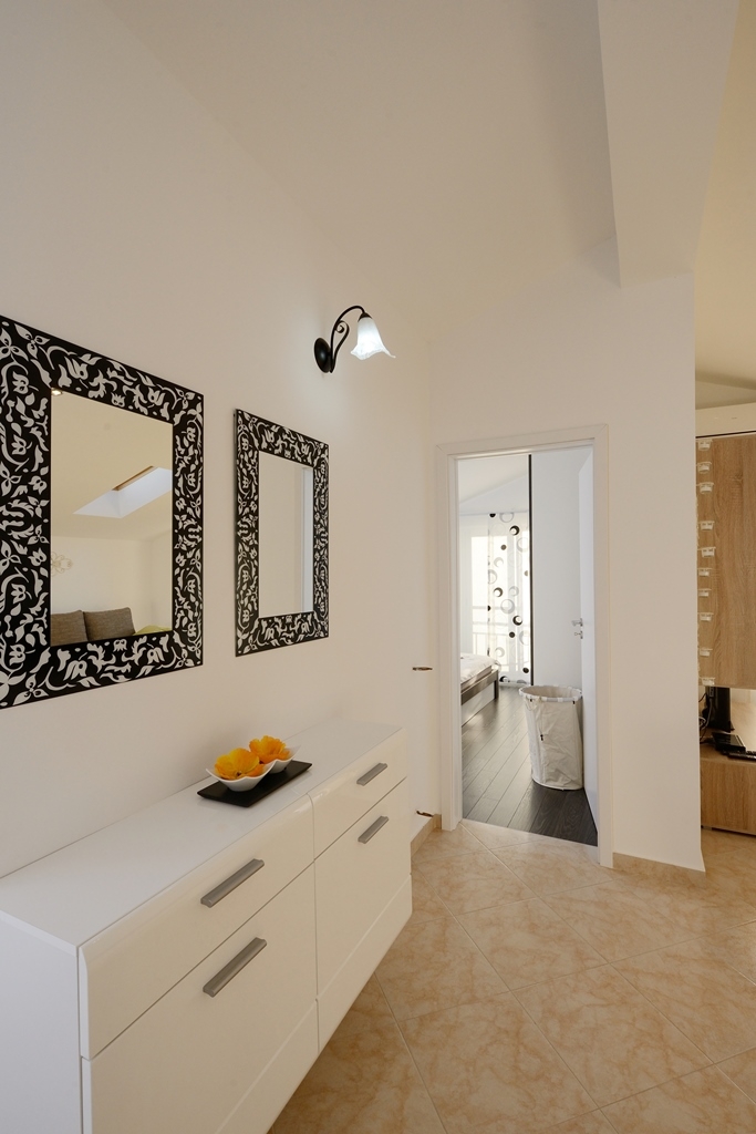 Two bedroom apartment with terrace Zadar  A-a