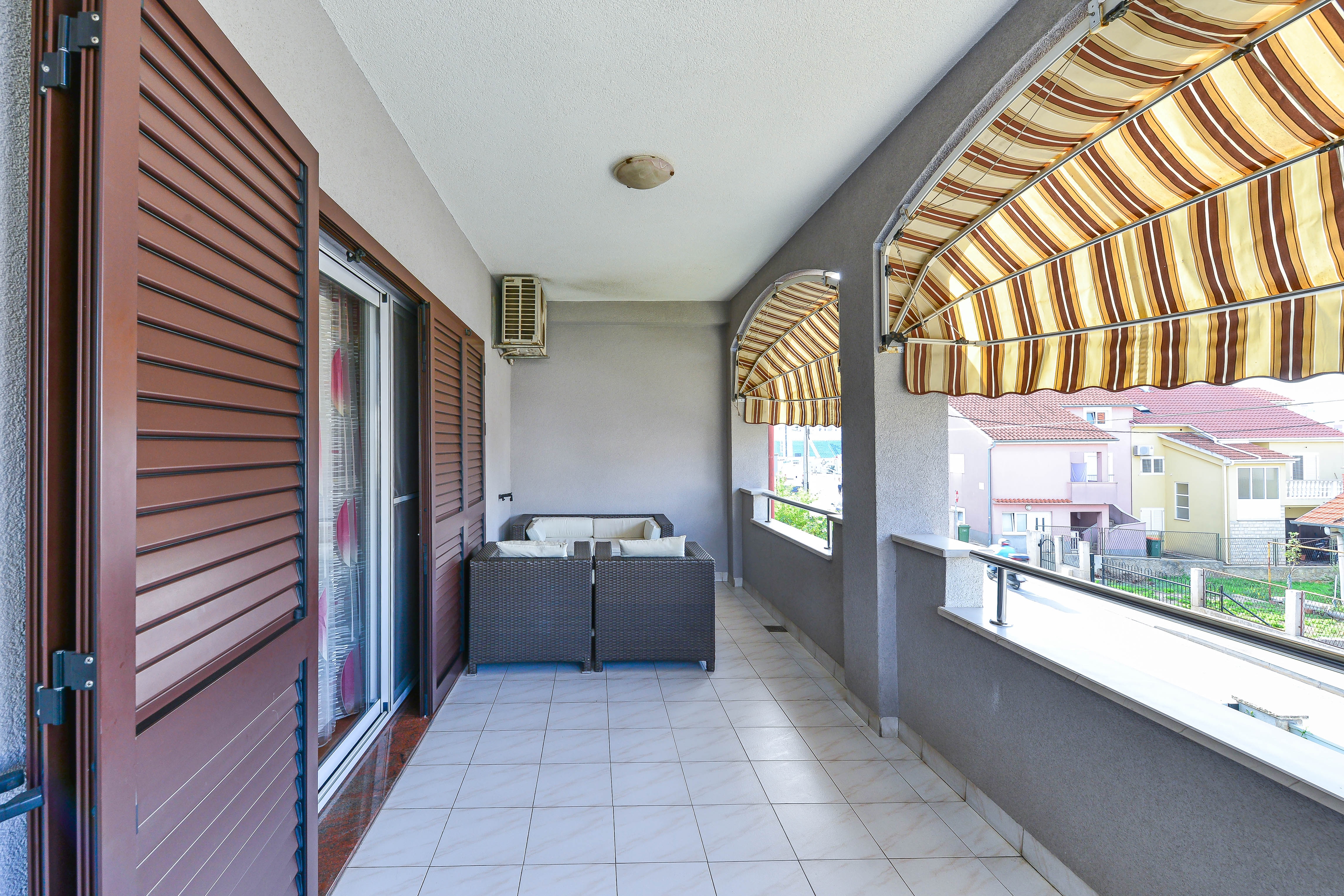 Two bedroom apartment with terrace Zadar (A-16336-c) Two bedroom apartment with terrace Zadar (A-16336-c)