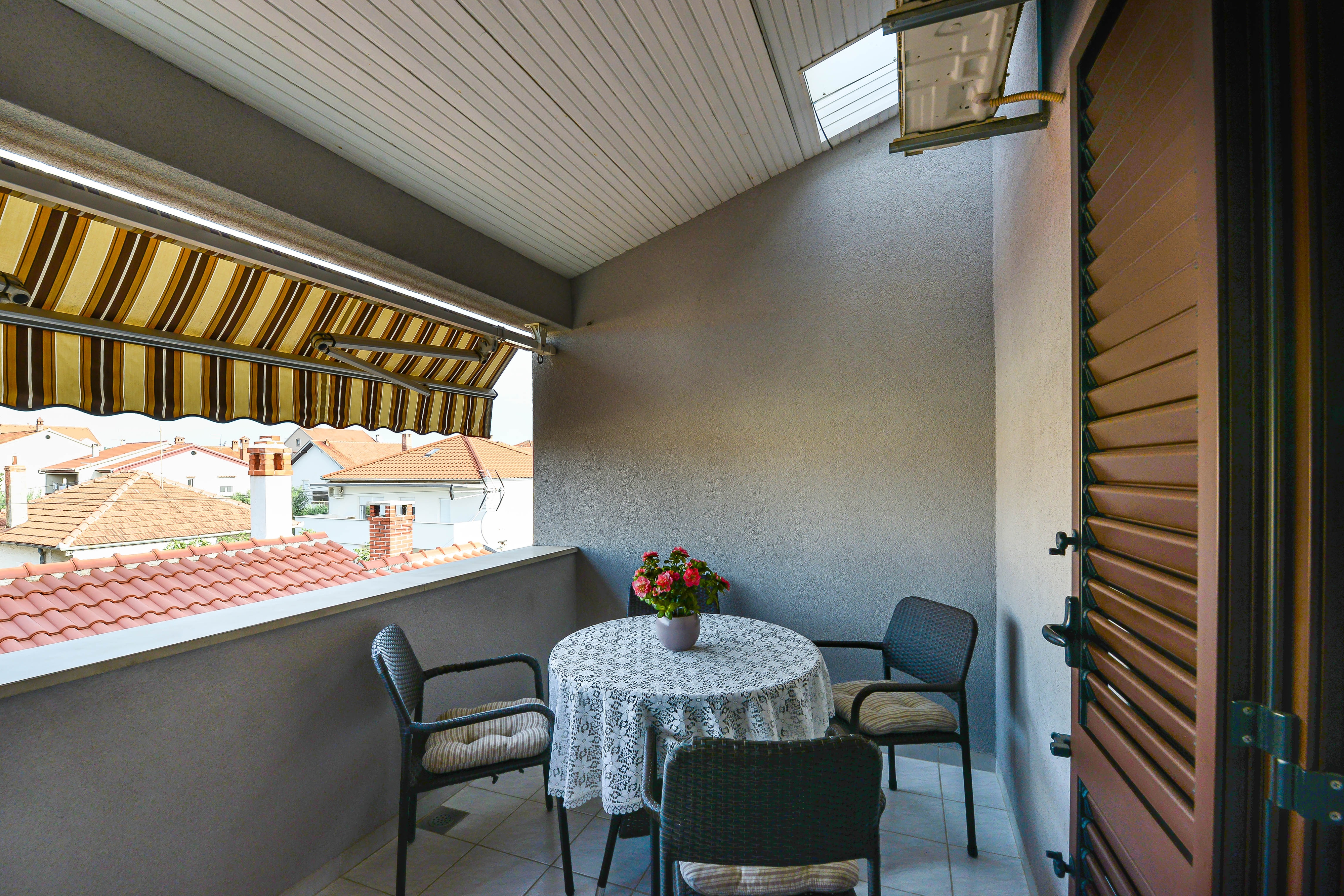 Two bedroom apartment with terrace Zadar  A-d