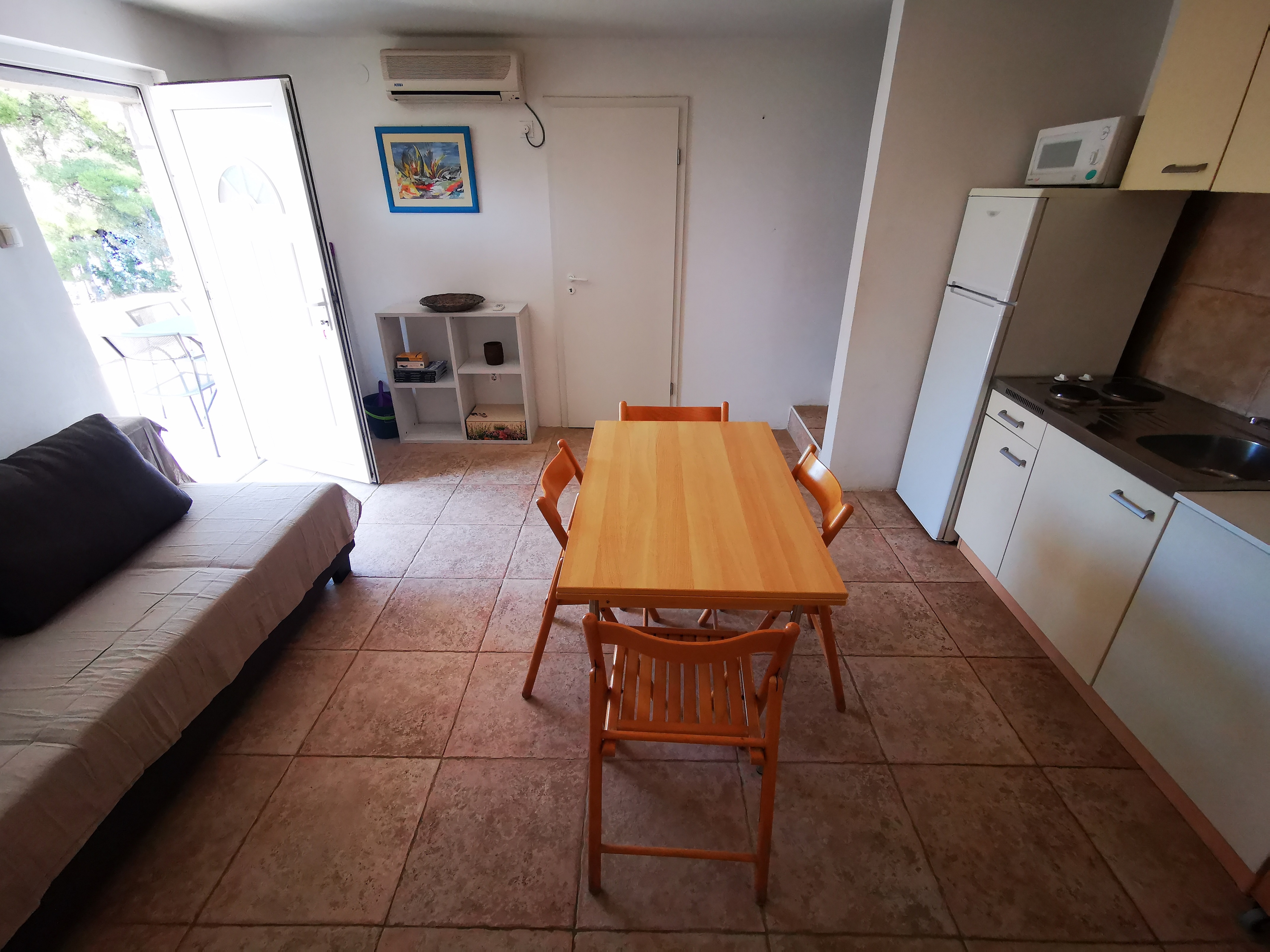 Top Hvar Ivan Dolac Top Hvar Ivan Dolac