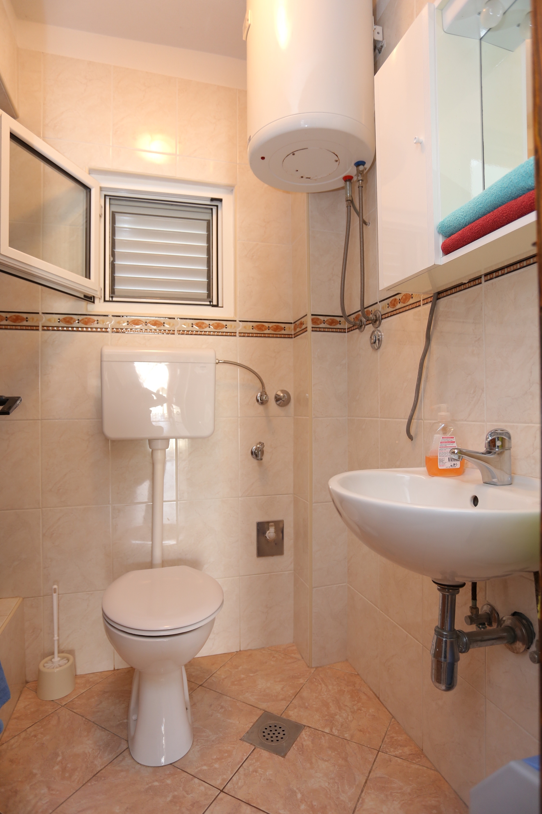 Two bedroom apartment with terrace Slatine, Čiovo  A-a