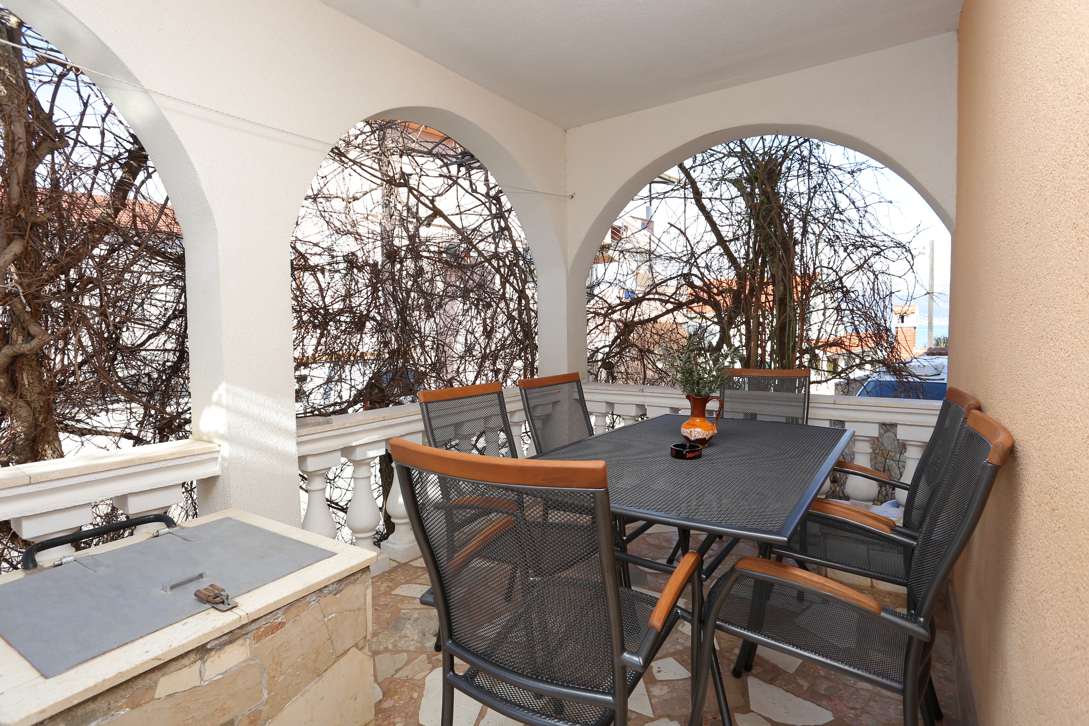 Two bedroom apartment with terrace Slatine, Čiovo (A-16341-a)