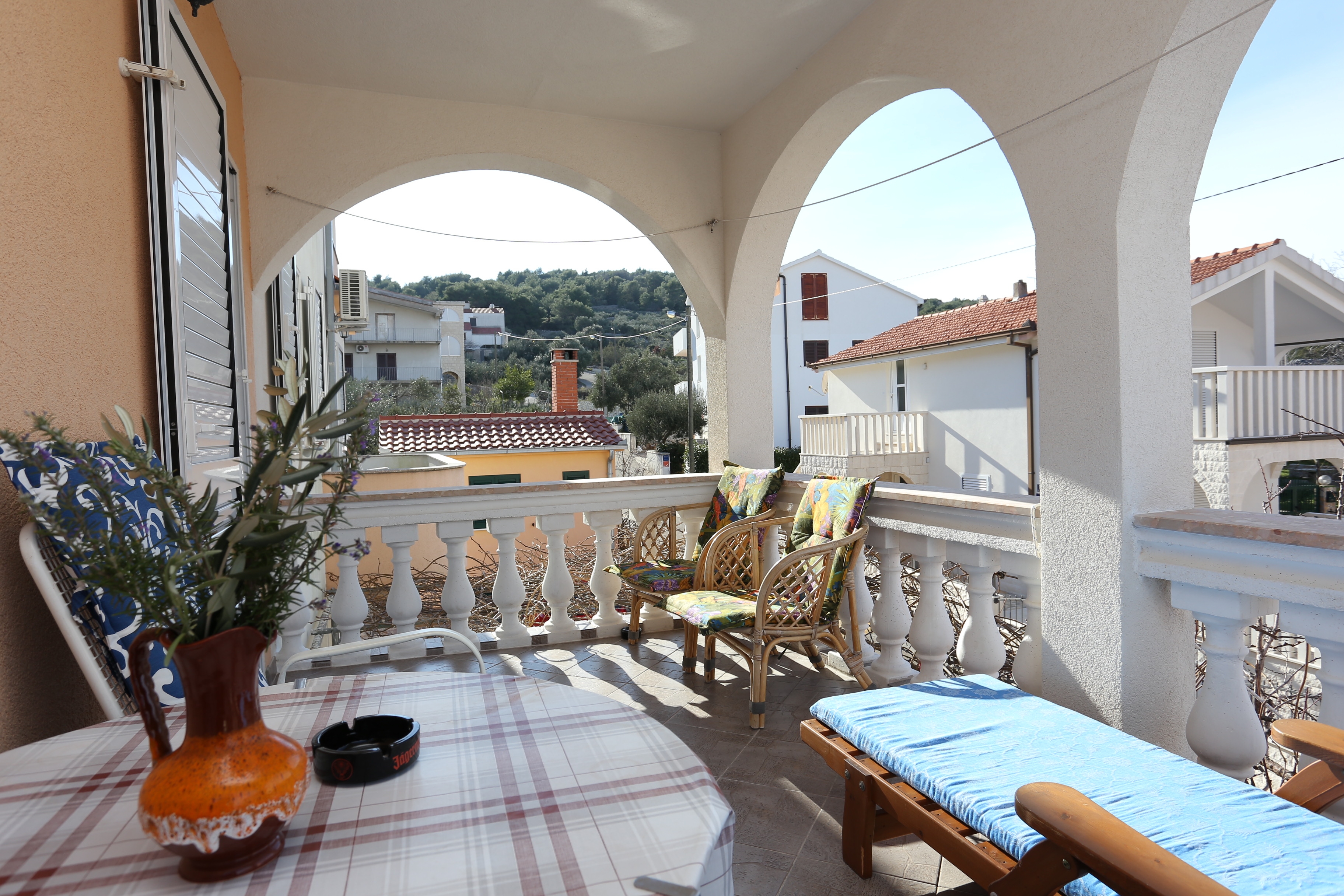 Two bedroom apartment with terrace and sea view Slatine, Čiovo  A-b