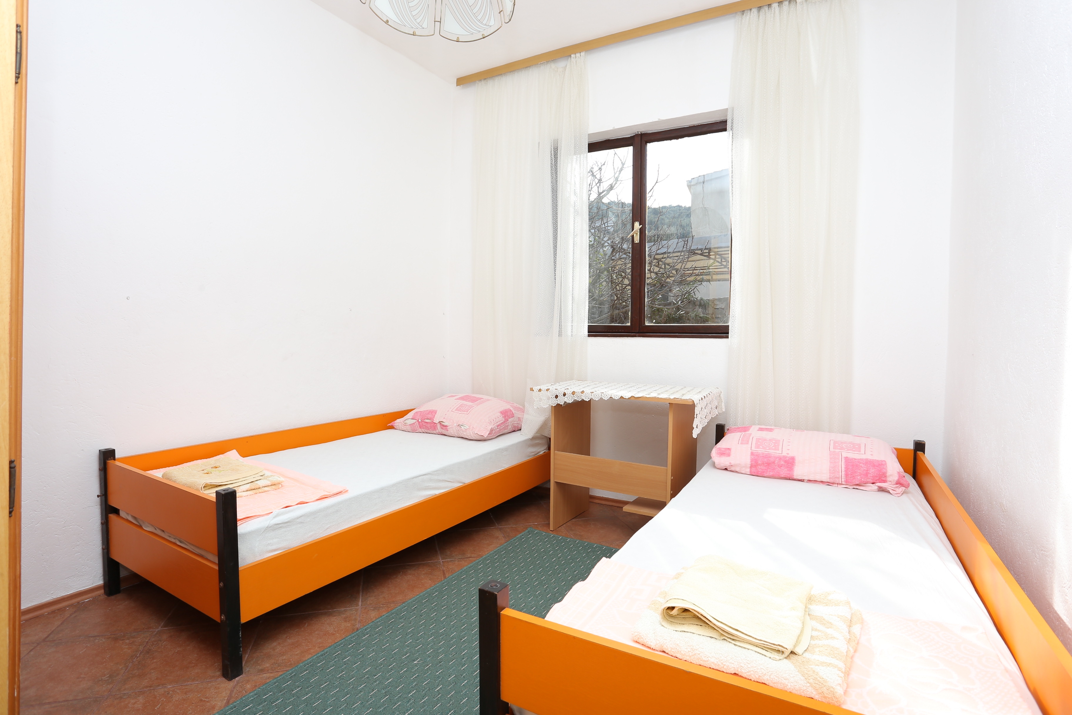 Two bedroom apartment with terrace Slatine, Čiovo  A-b