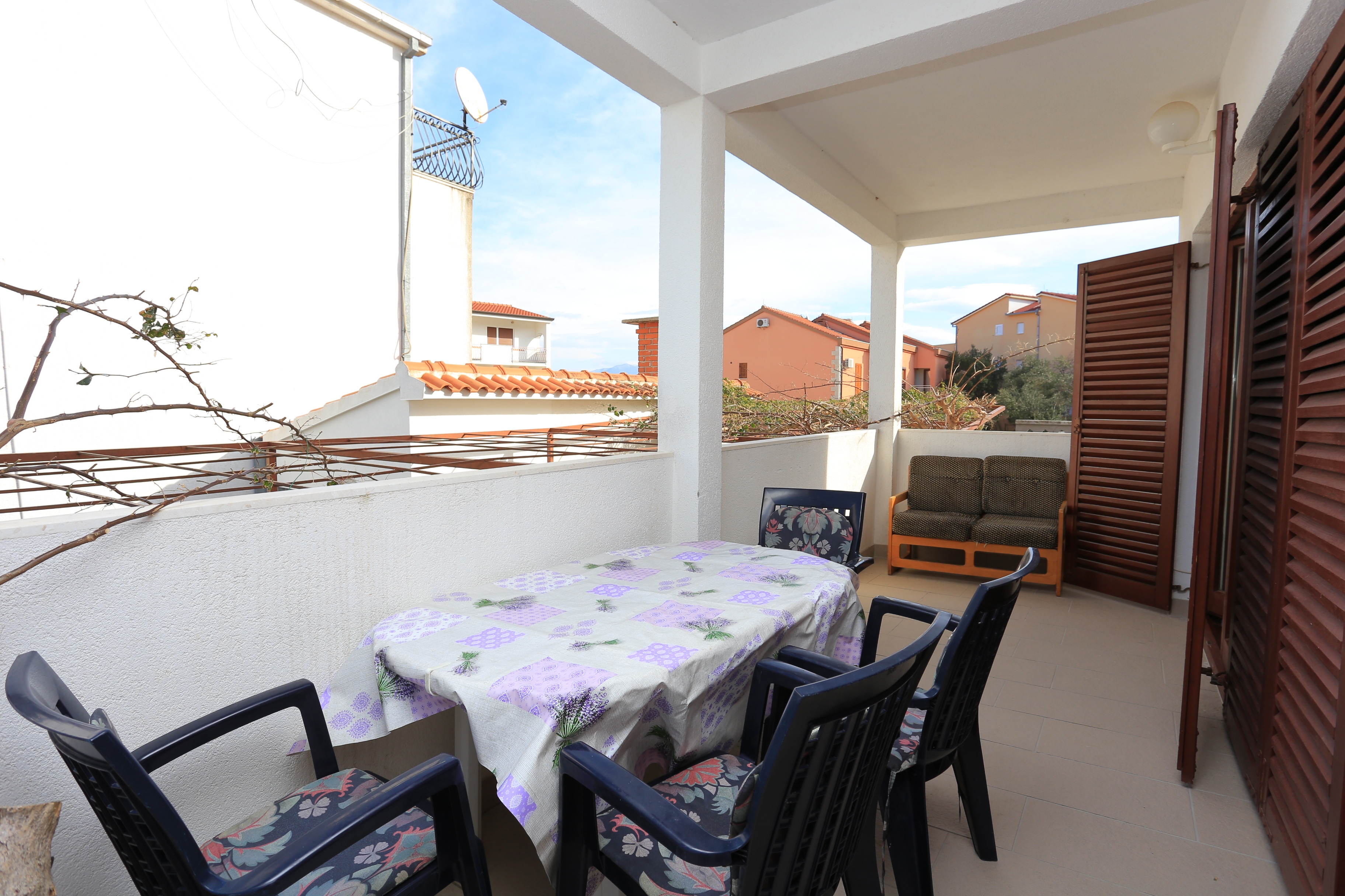 Two bedroom apartment with terrace Slatine, Čiovo  A-b