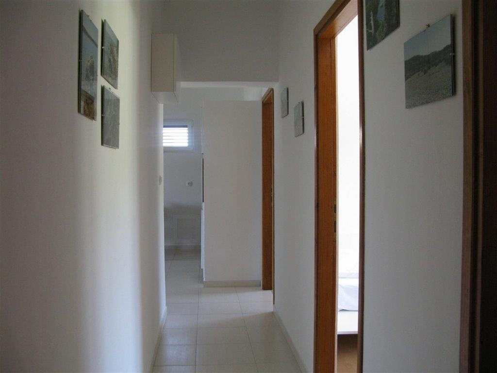 Two bedroom apartment with terrace Palit, Rab  A-b