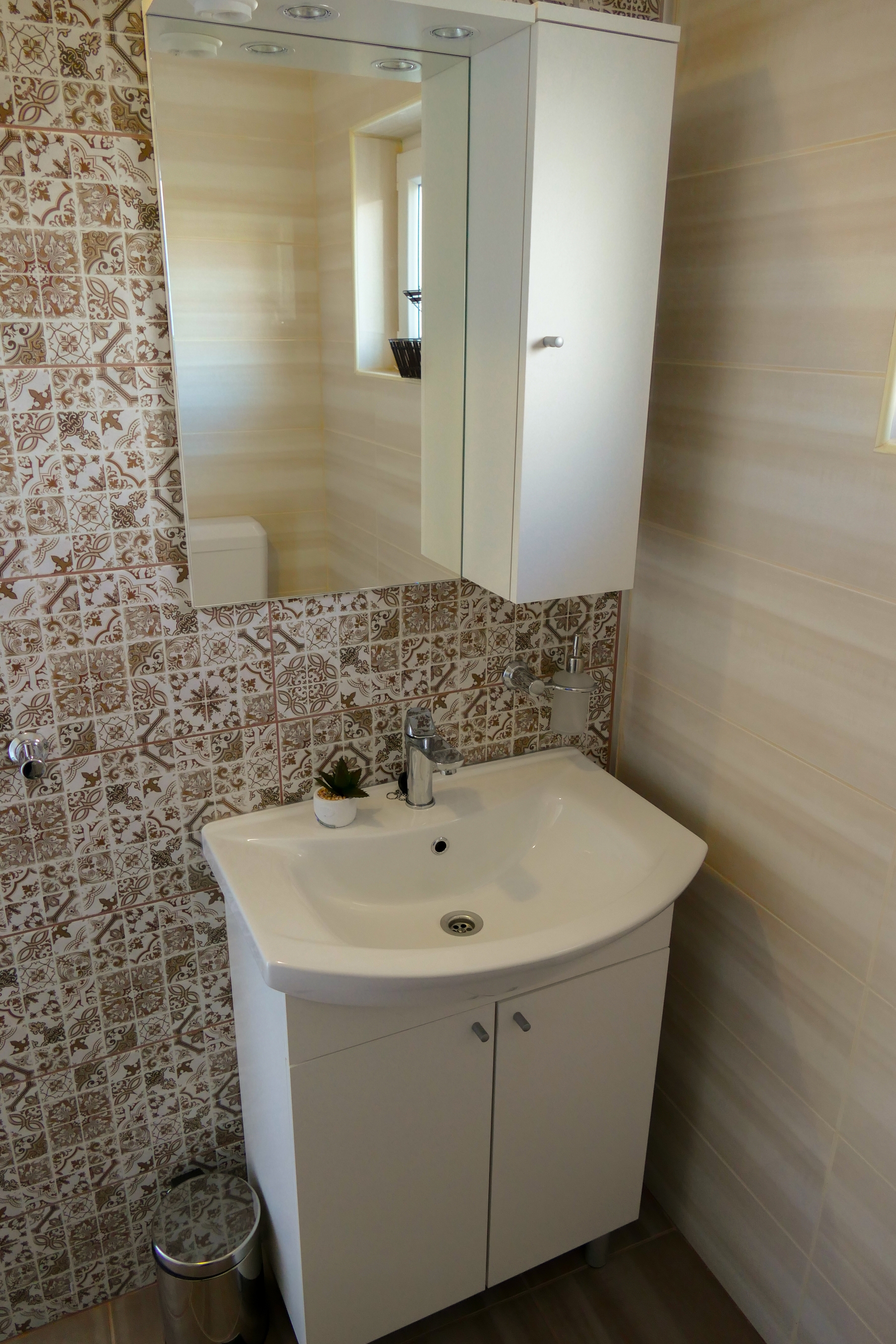 Three bedroom house with terrace Kampor, Rab  K