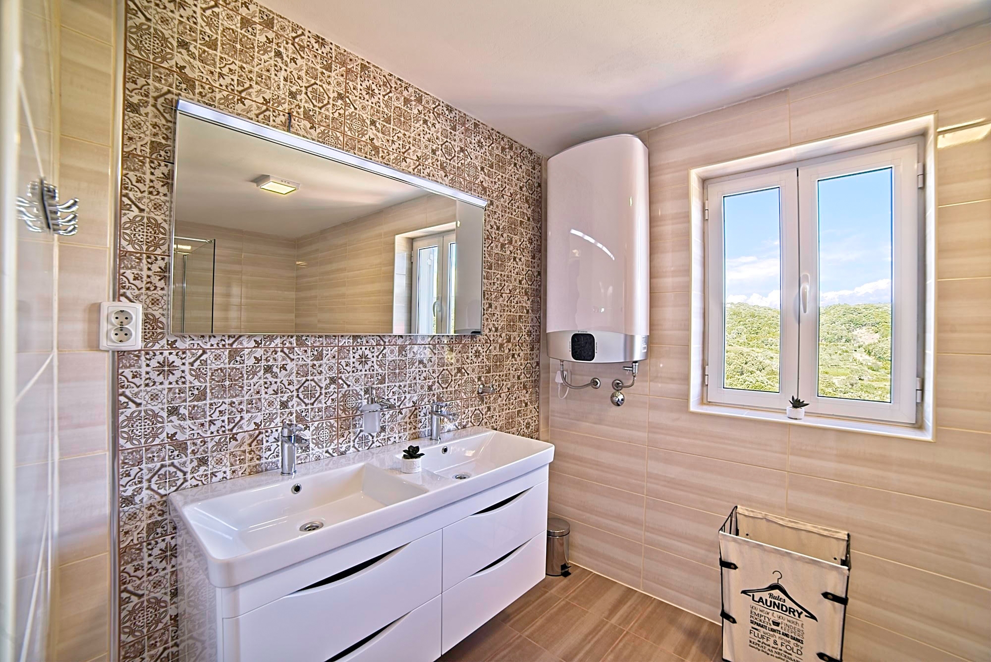 Three bedroom house with terrace Kampor, Rab  K