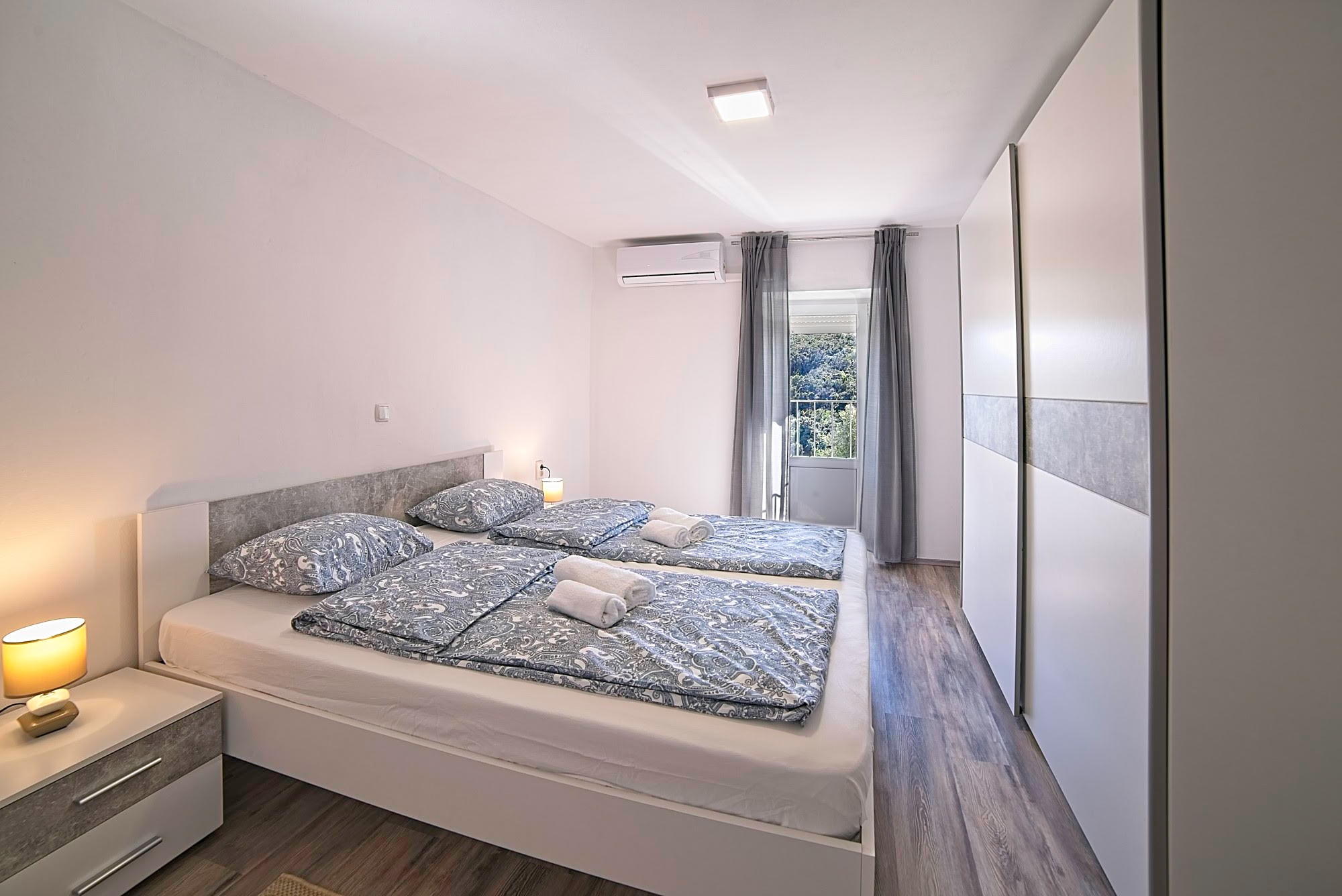 Top Rab Kampor Top Rab Kampor