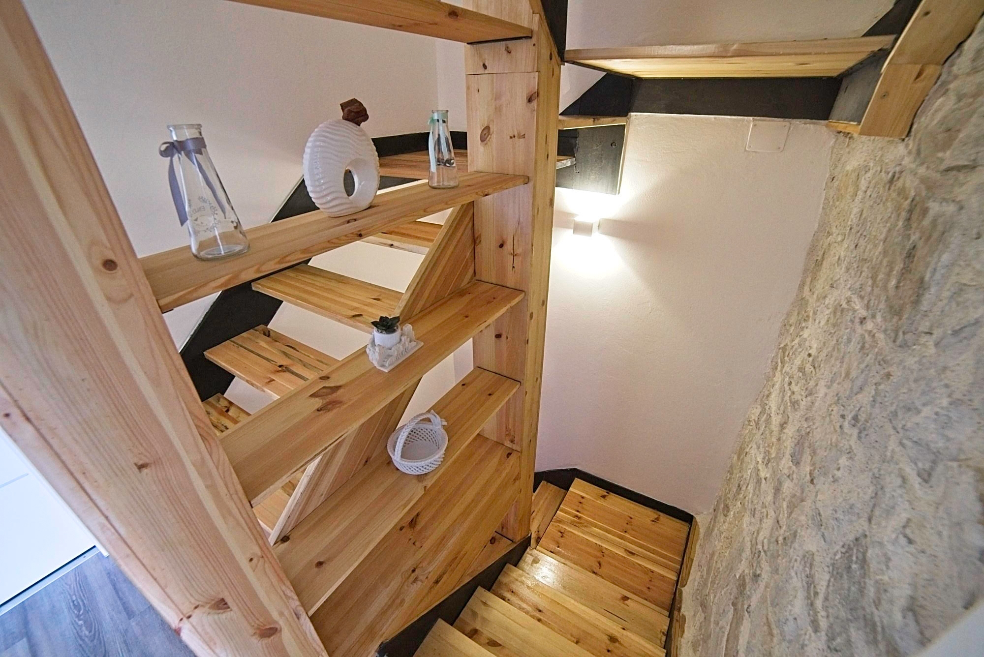 Three bedroom house with terrace Kampor, Rab  K