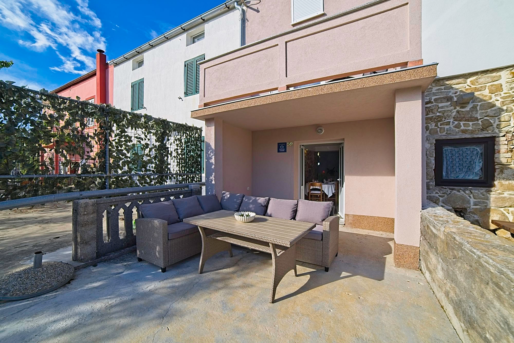 Three bedroom house with terrace Kampor, Rab  K
