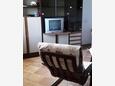 Gornja Krušica, Wohnzimmer in folgender Unterkunftsart apartment, Klimaanlage vorhanden, Haustiere erlaubt und WiFi.