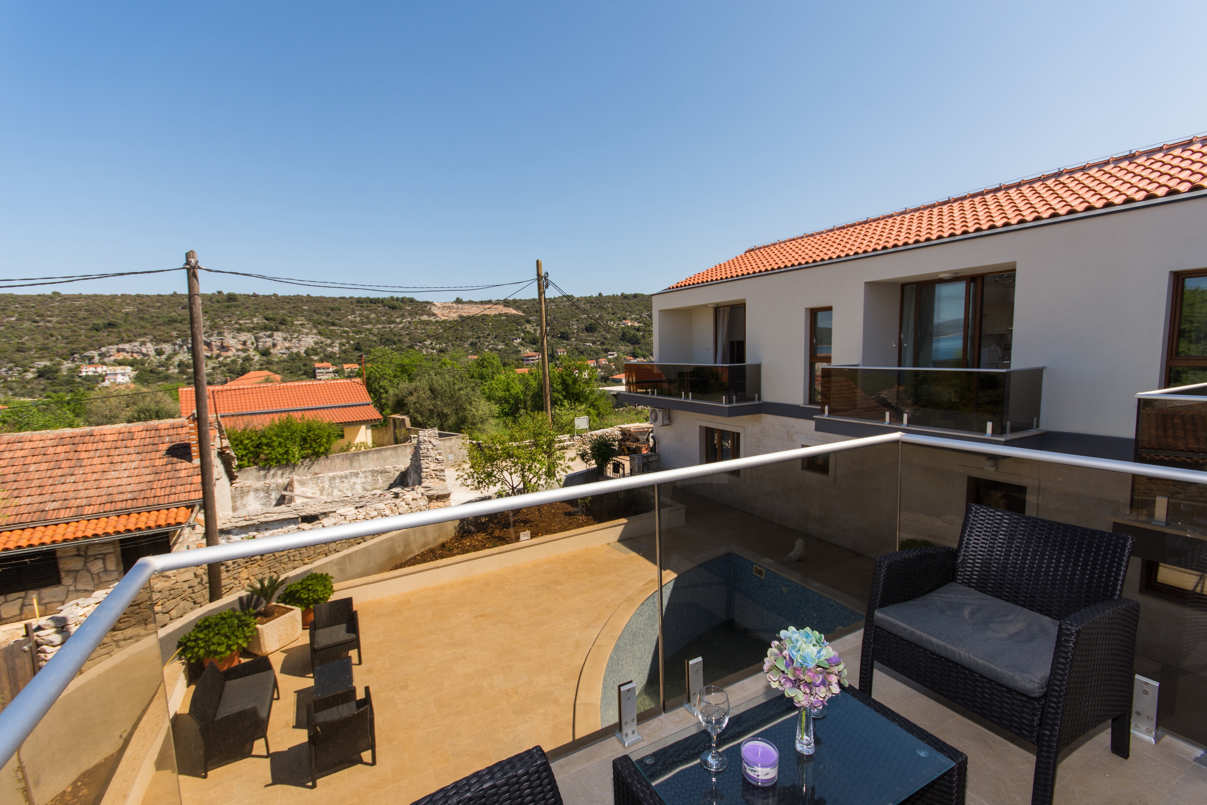 One bedroom apartment with balcony and sea view Drvenik Veliki, Drvenik  A-a
