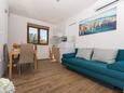 Blagovaonica Drvenik Veliki, Blagovaonica u smještaju tipa apartment, kućni ljubimci dozvoljeni i WiFi.