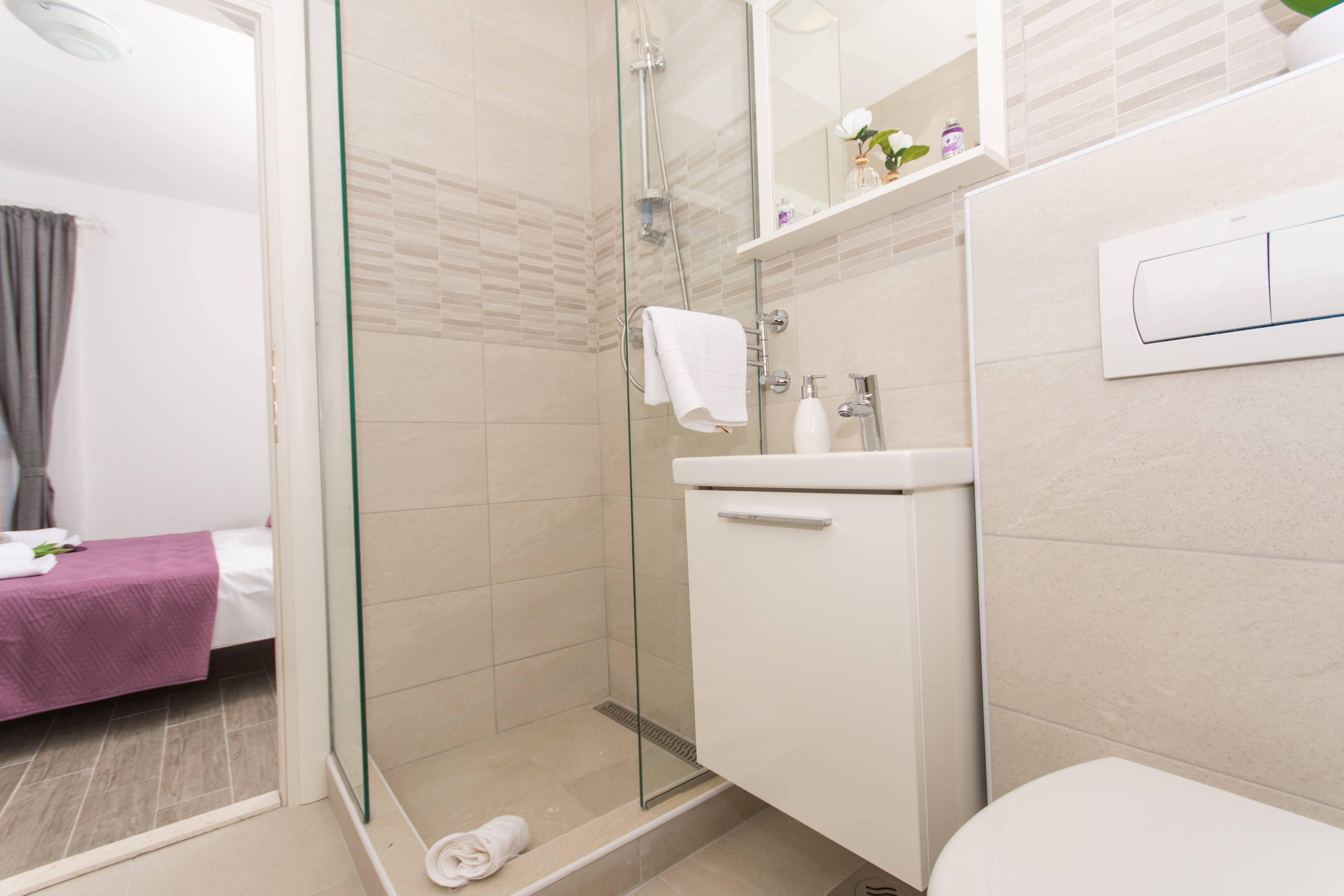 One bedroom apartment with terrace and sea view Drvenik Veliki, Drvenik  A-b