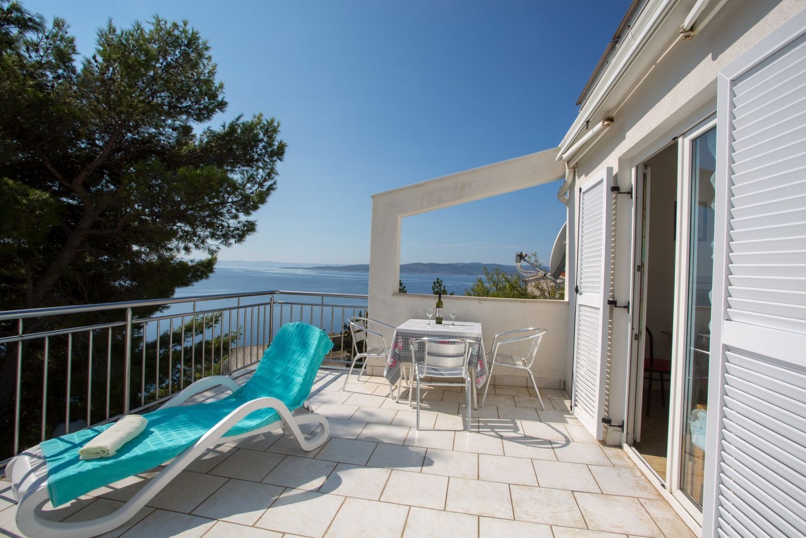 One bedroom apartment with terrace and sea view Baška Voda, Makarska  A-b