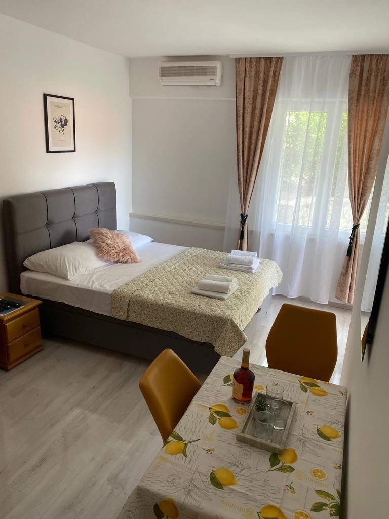 Studio flat with terrace and sea view Baška Voda, Makarska  AS-c