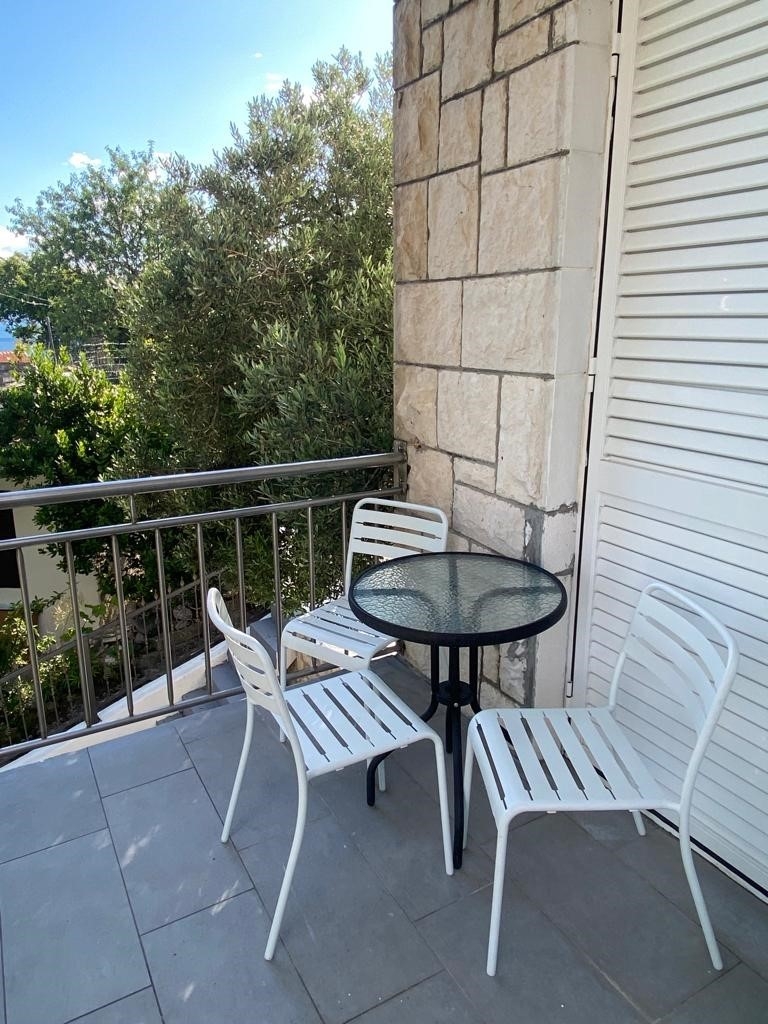 Studio flat with balcony and sea view Baška Voda, Makarska  AS-d