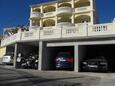 Pag, Pag, Parkeerplaats 16394 - Appartementen with sandy beach.