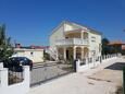 Sukošan, Zadar, Hébergement 16398 - Maison vacances avec une plage de galets.