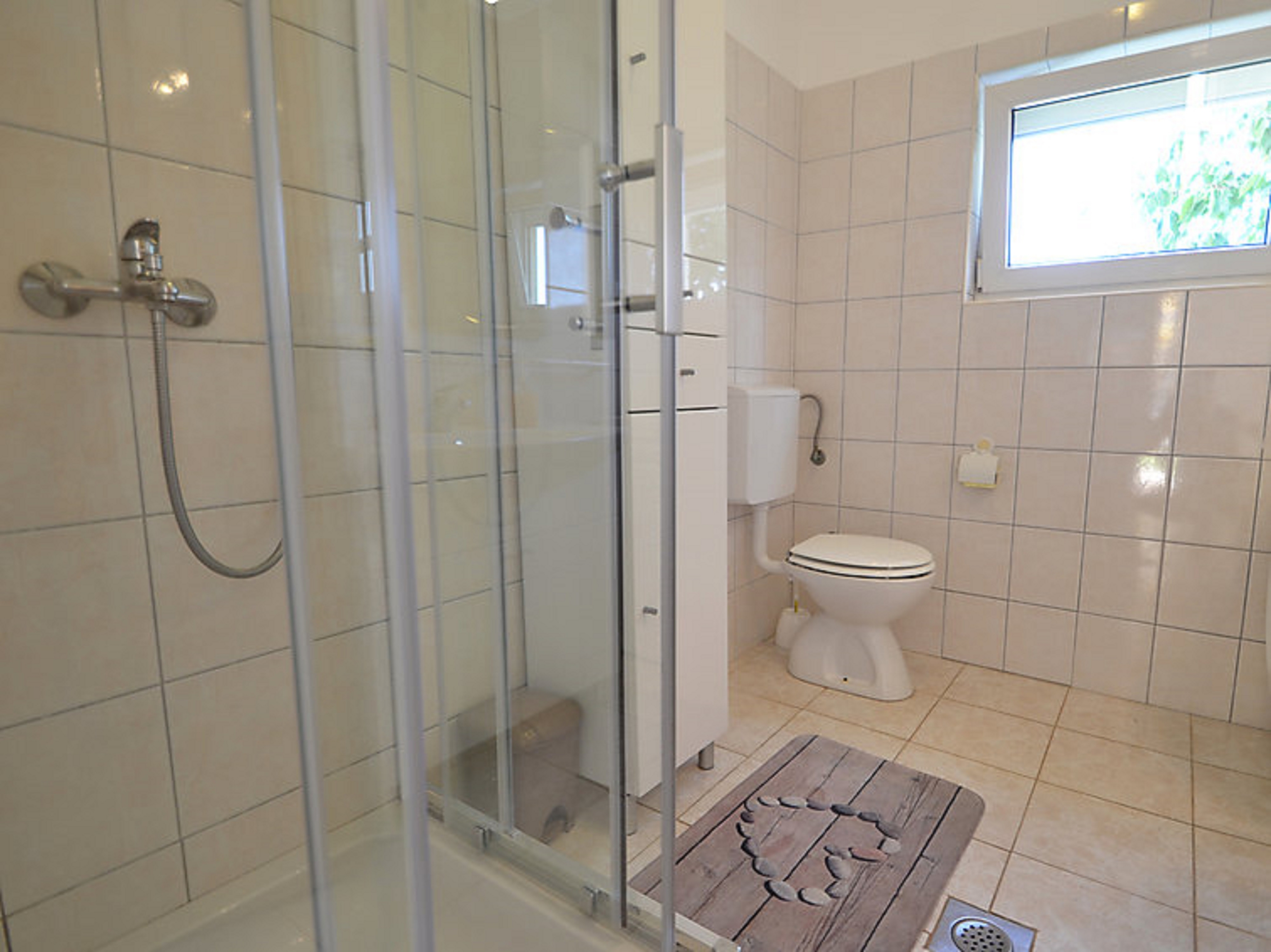 Four bedroom house with terrace Sukošan, Zadar  K