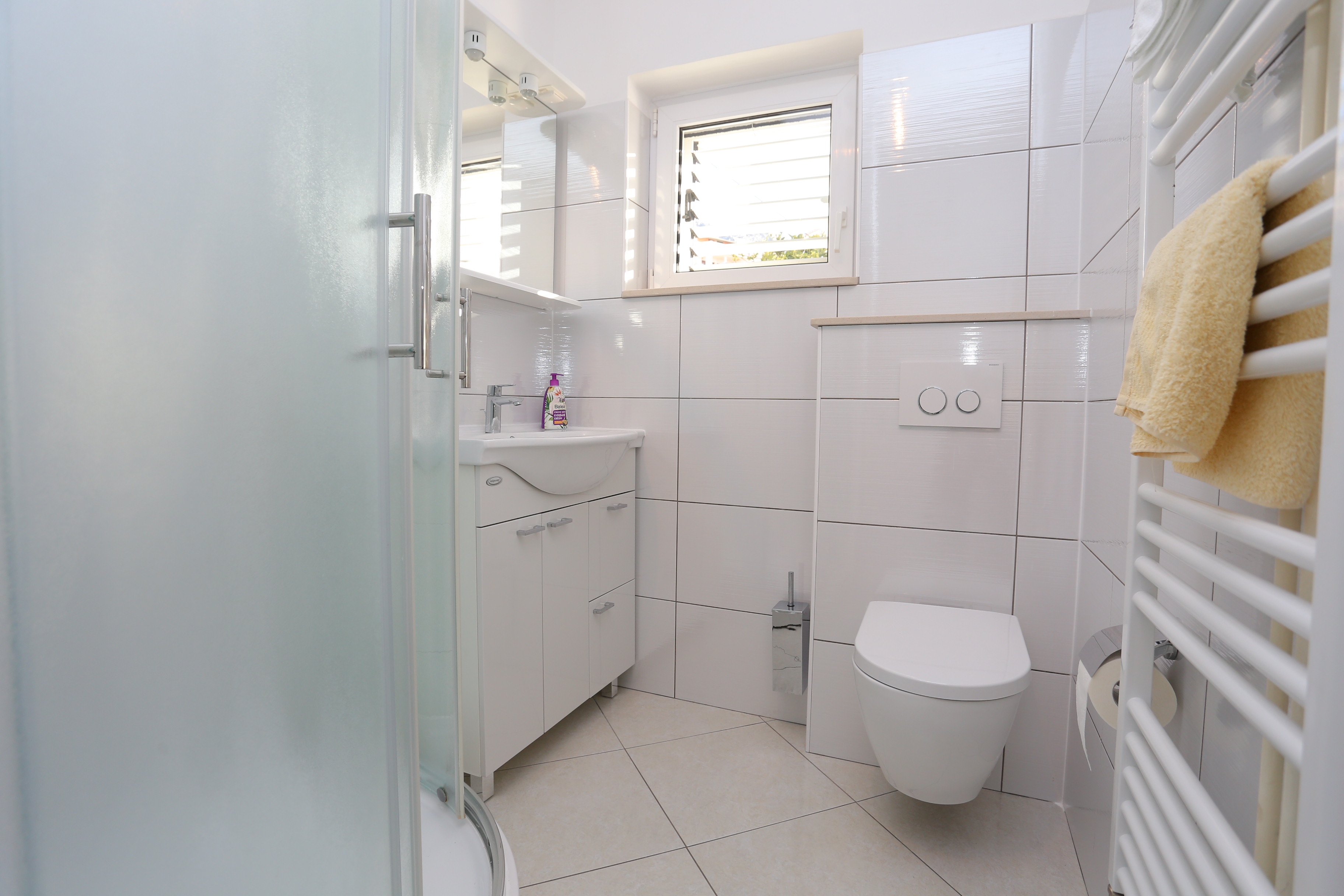 Two bedroom apartment with terrace and sea view Duće, Omiš  A-a