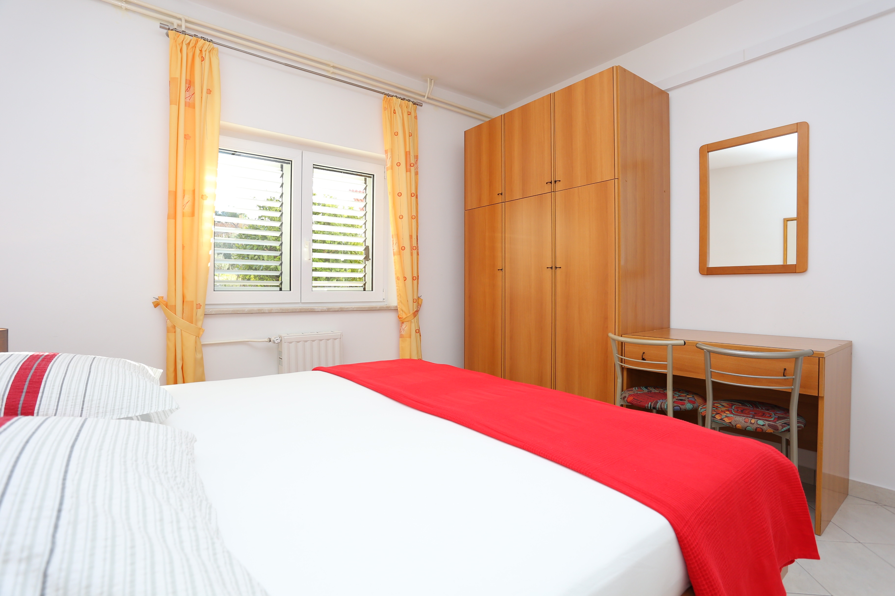 Two bedroom apartment with terrace and sea view Duće, Omiš  A-a