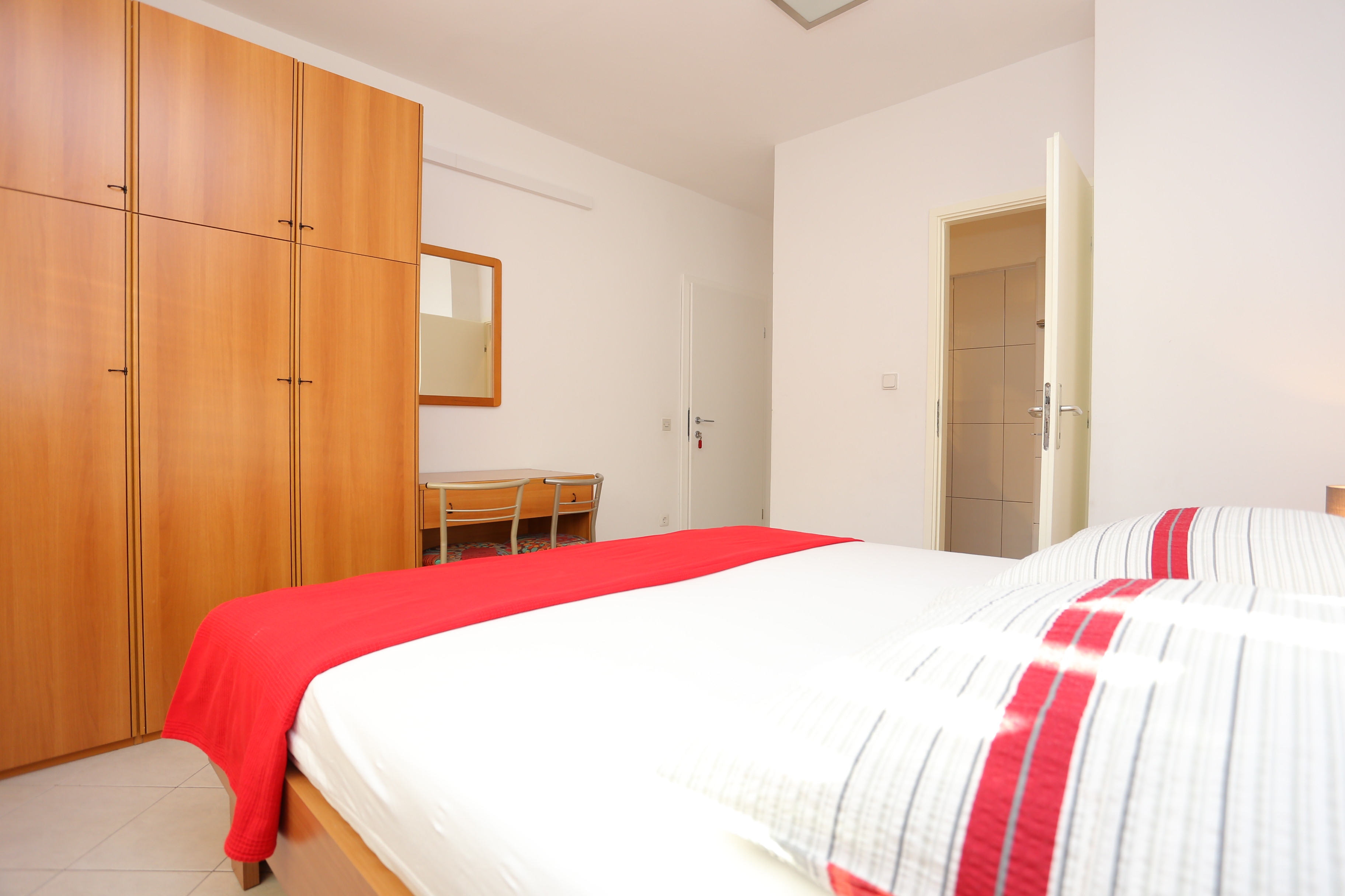 Two bedroom apartment with terrace and sea view Duće, Omiš  A-a
