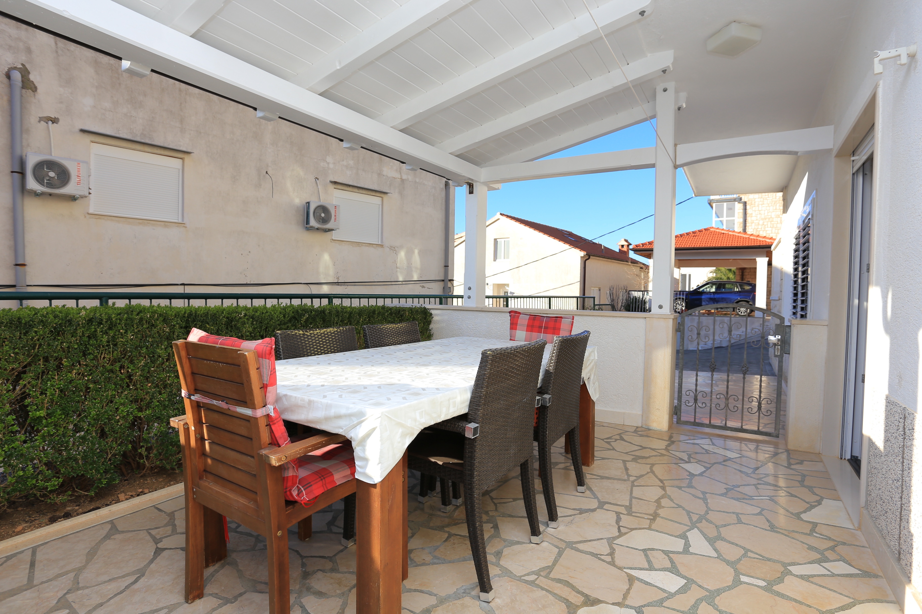 Two bedroom apartment with terrace and sea view Duće, Omiš  A-a