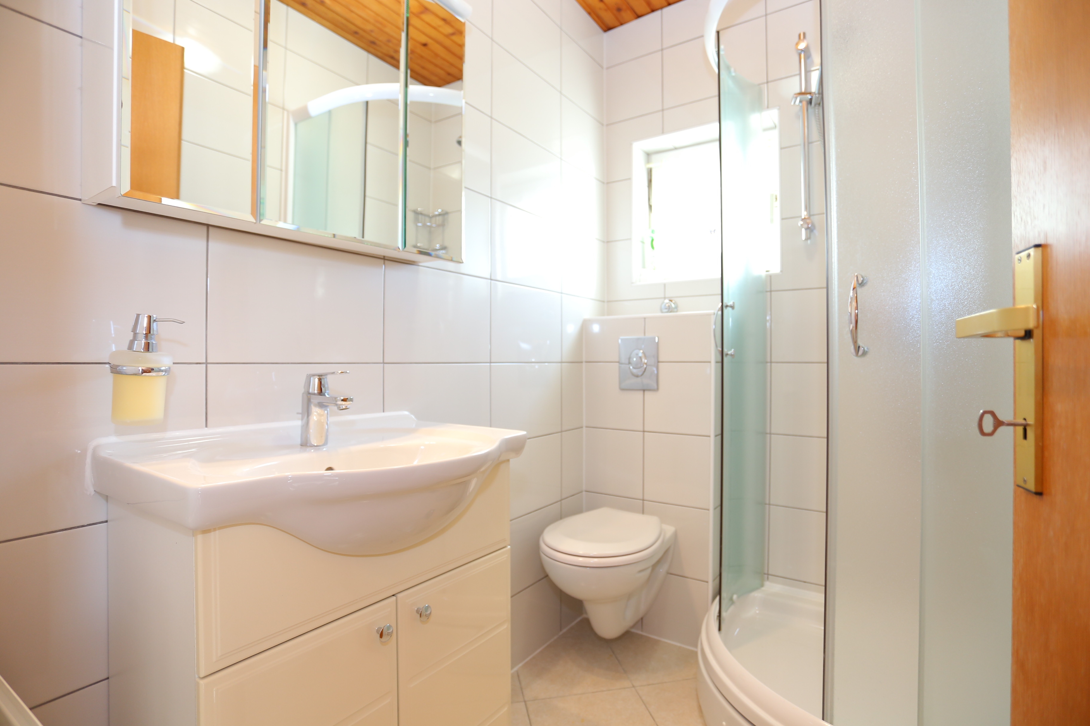 Two bedroom apartment with terrace and sea view Duće, Omiš  A-b