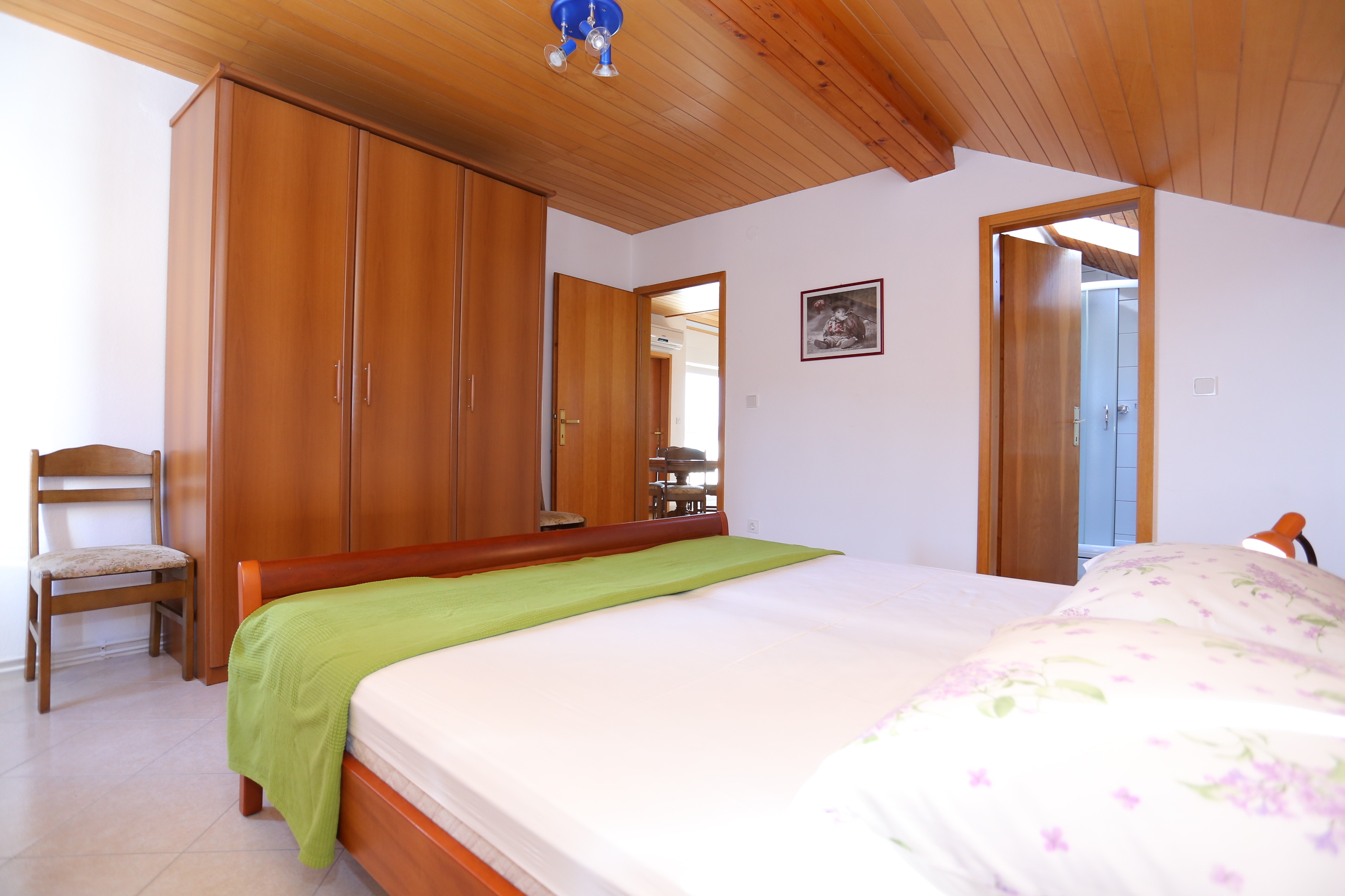 Two bedroom apartment with terrace and sea view Duće, Omiš  A-b