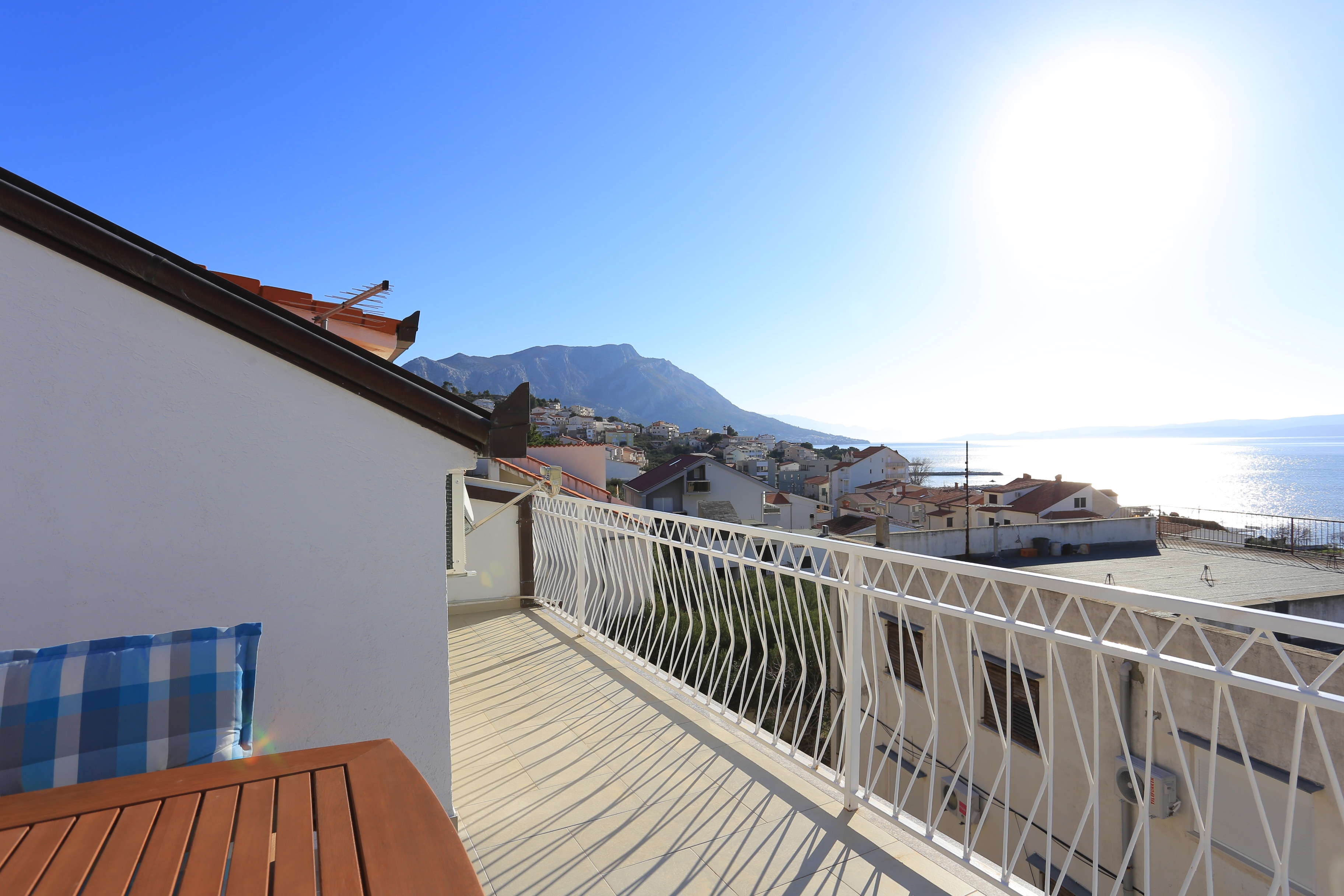 Two bedroom apartment with terrace and sea view Duće, Omiš  A-b