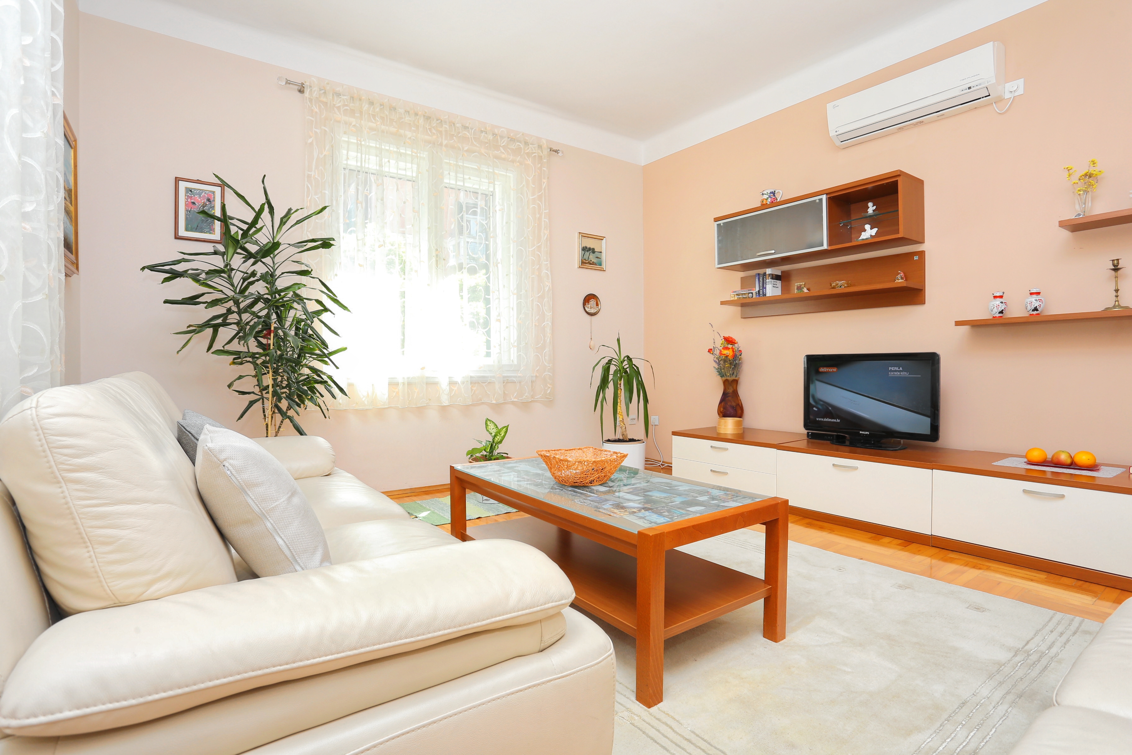 Two bedroom apartment with air-conditioning Split  A-a
