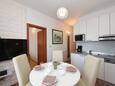 Dining room Starigrad, Dining room in the apartment, air condition available and WiFi.