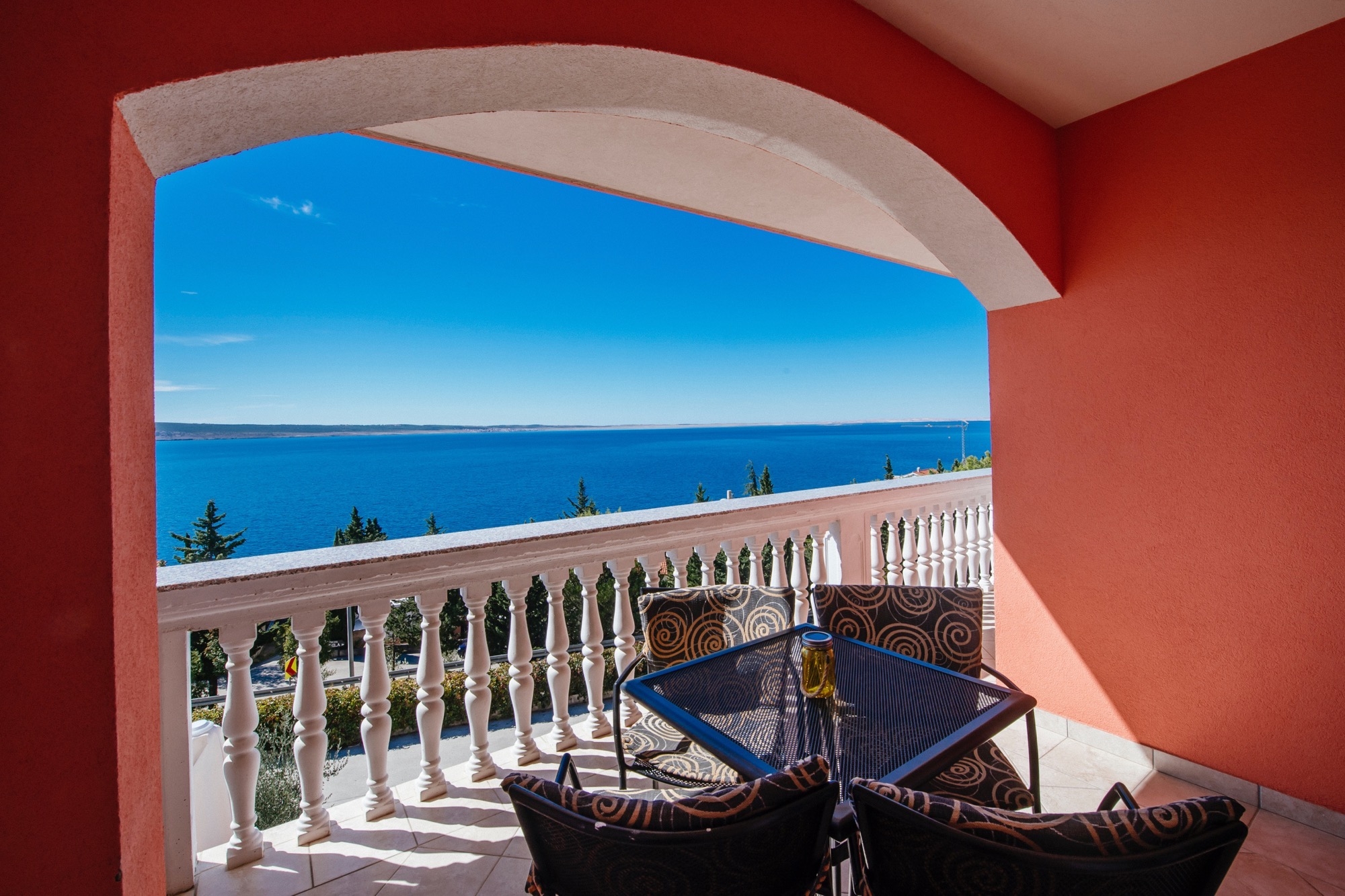 One bedroom apartment with terrace and sea view Starigrad, Paklenica (A-16421-b)