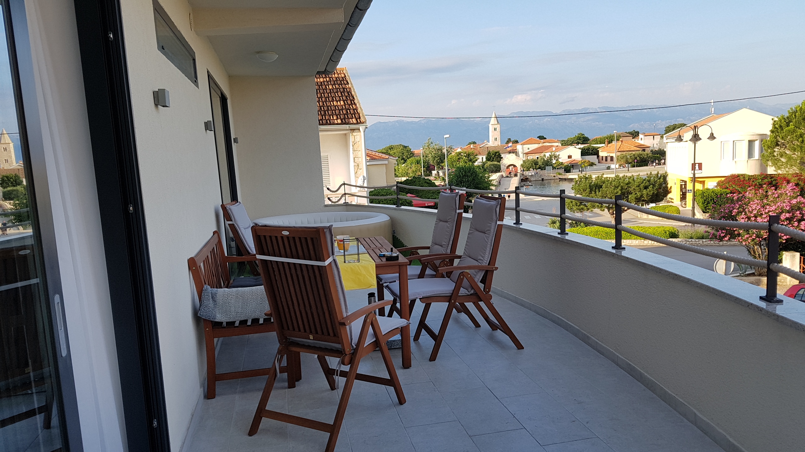Two bedroom apartment with terrace and sea view Nin, Zadar  A-a