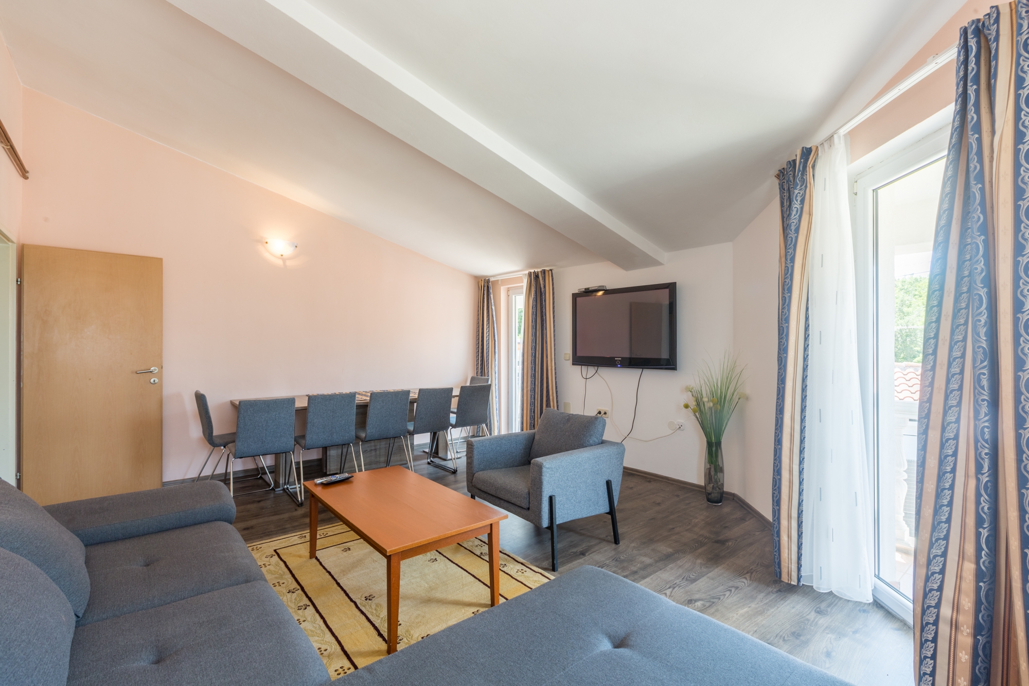 Comfortable and spacious house with terrace Radmani, Poreč  K