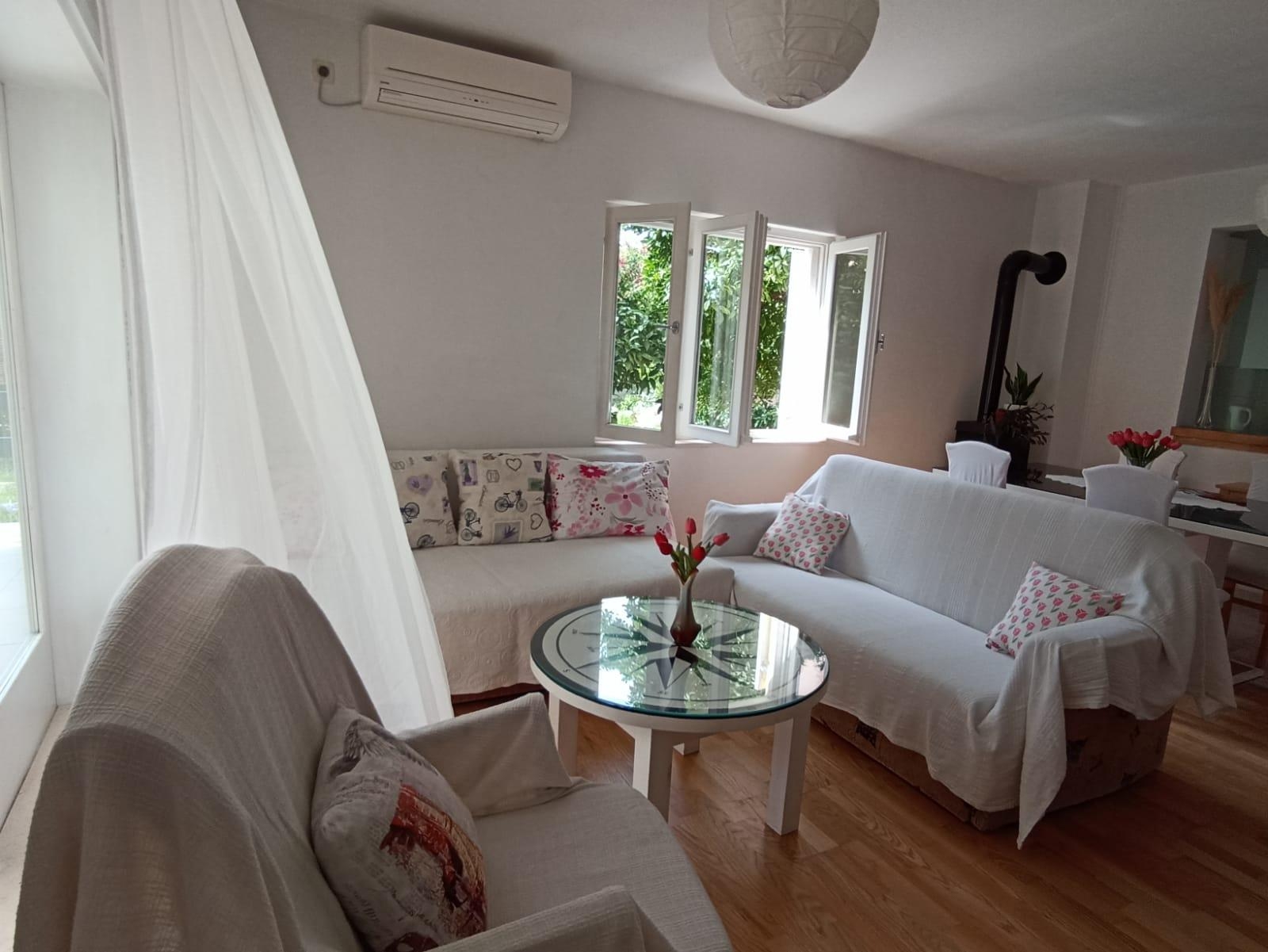 Two bedroom apartment with terrace Orebić, Pelješac (A-16448-a)