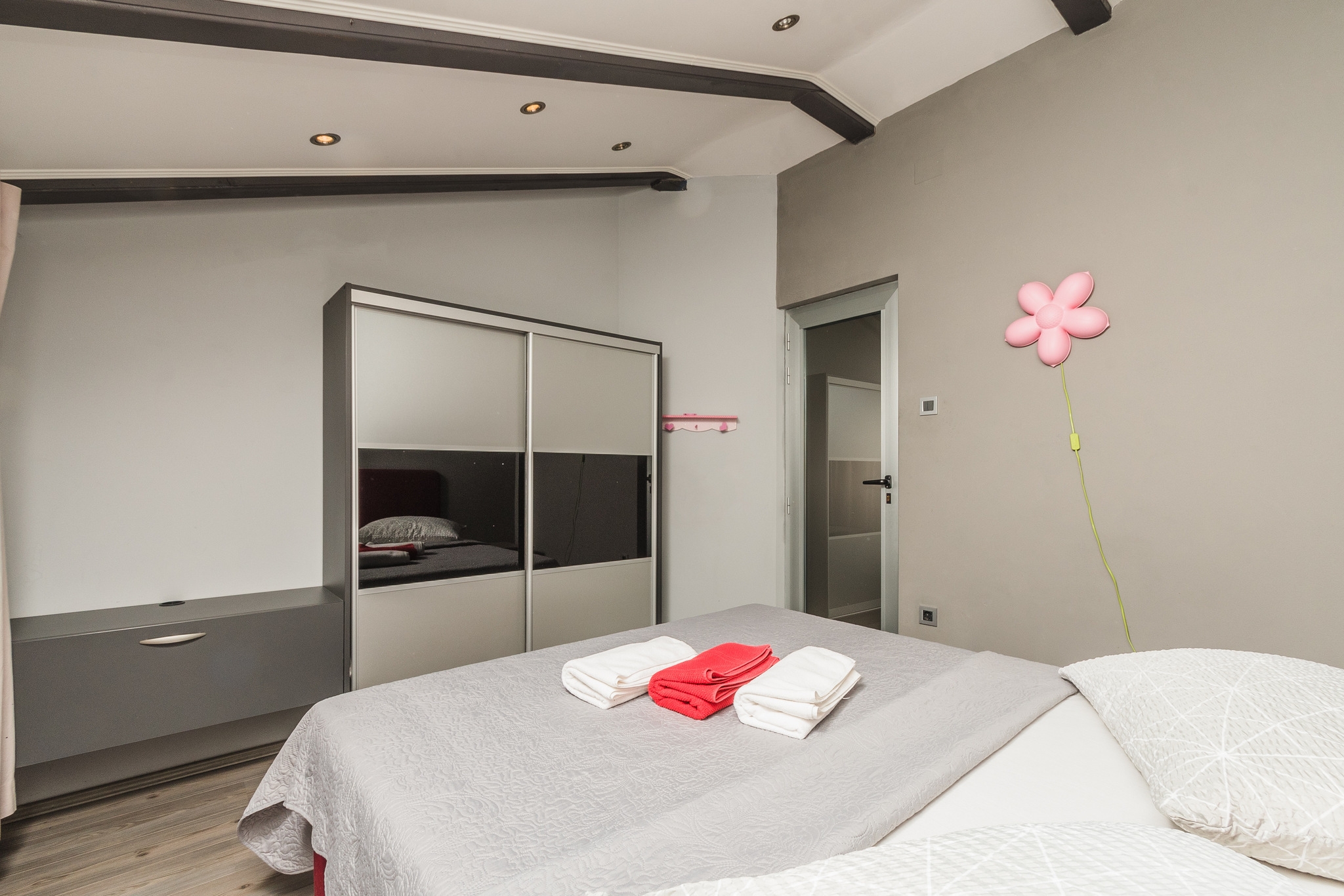 Three bedroom apartment with terrace and sea view Crikvenica  A-a