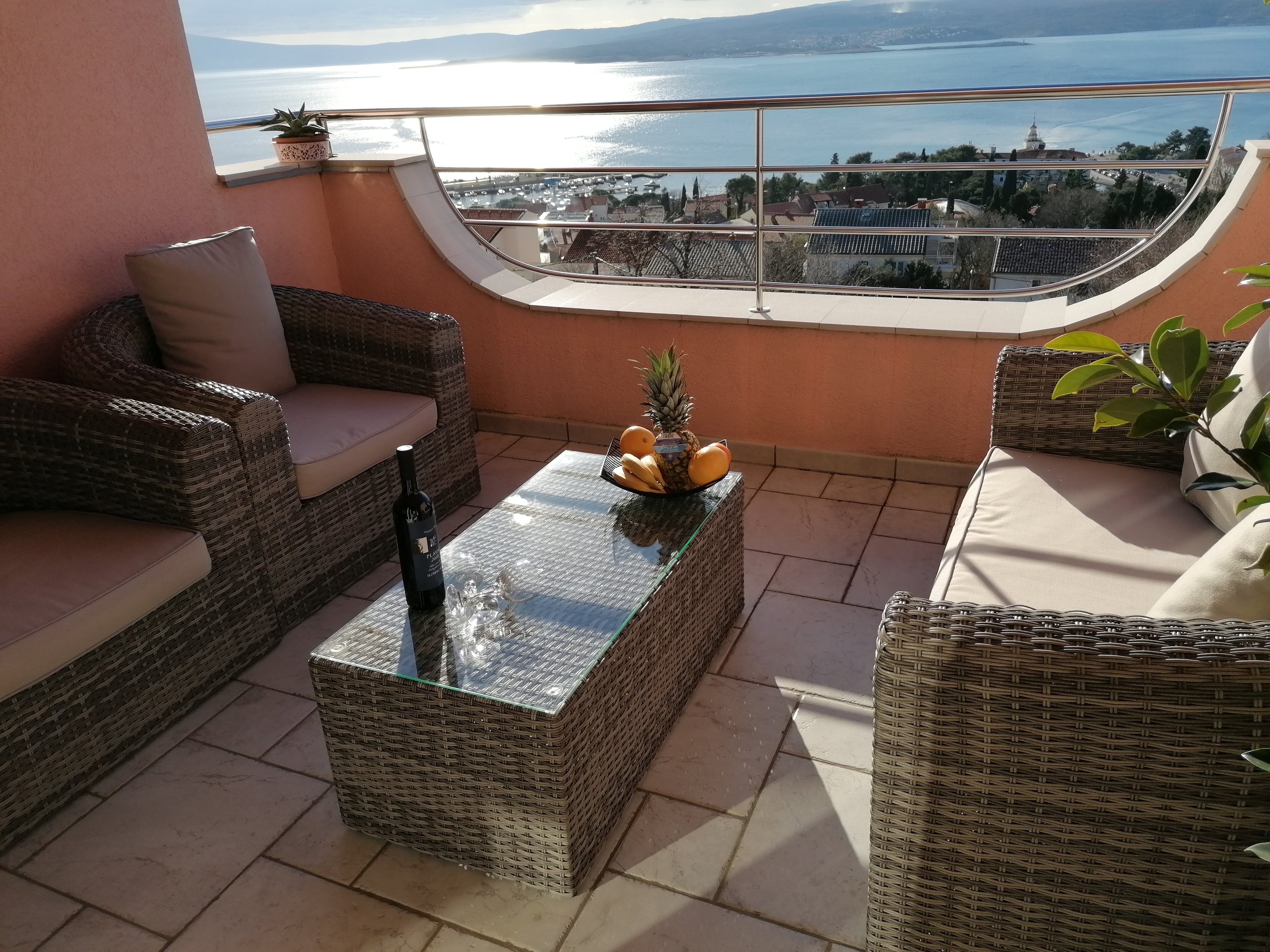 Three bedroom apartment with terrace and sea view Crikvenica  A-a