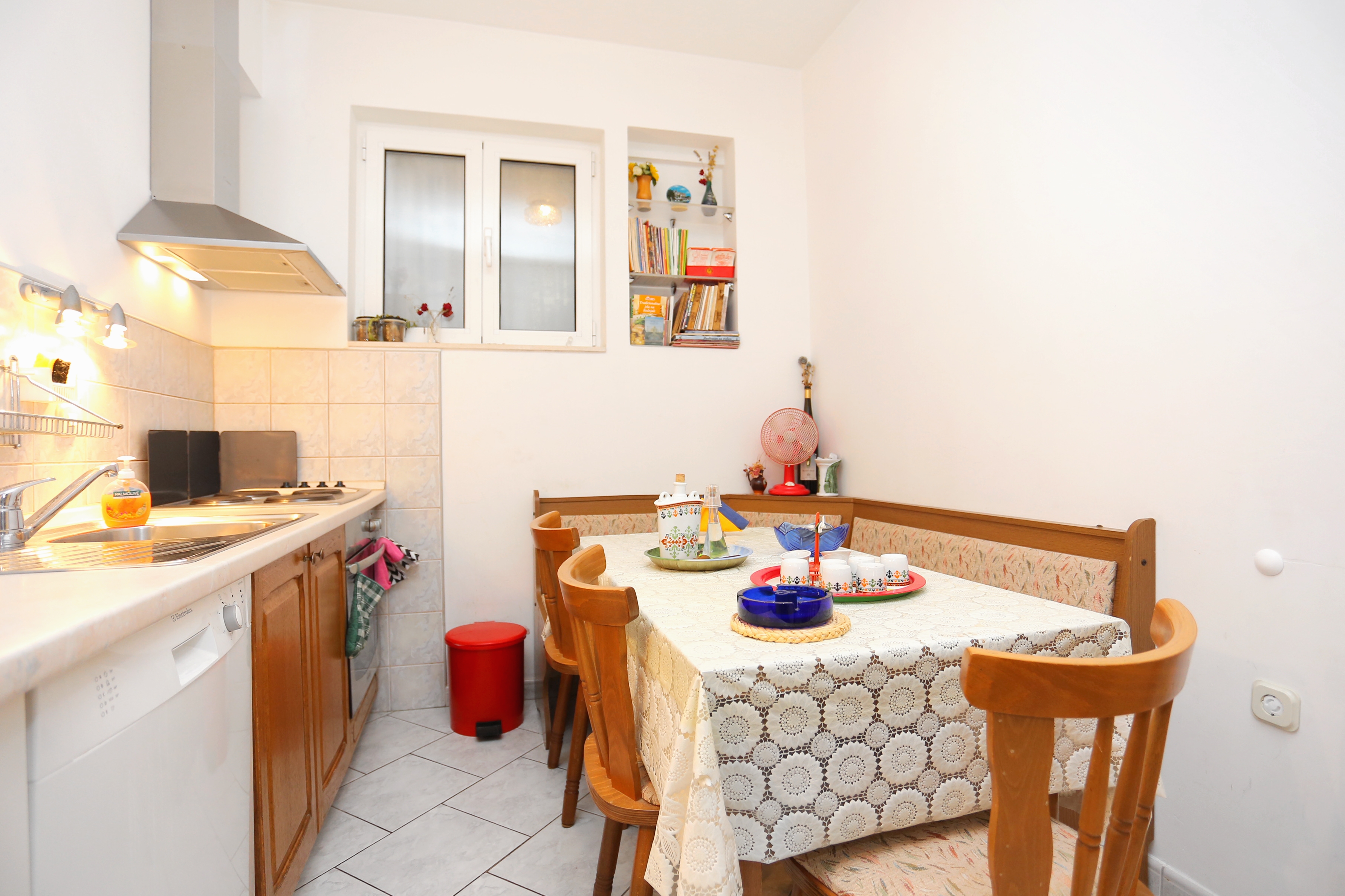 Three bedroom apartment with terrace and sea view Podgora, Makarska (A-16476-a) Three bedroom apartment with terrace and sea view Podgora, Makarska (A-16476-a)