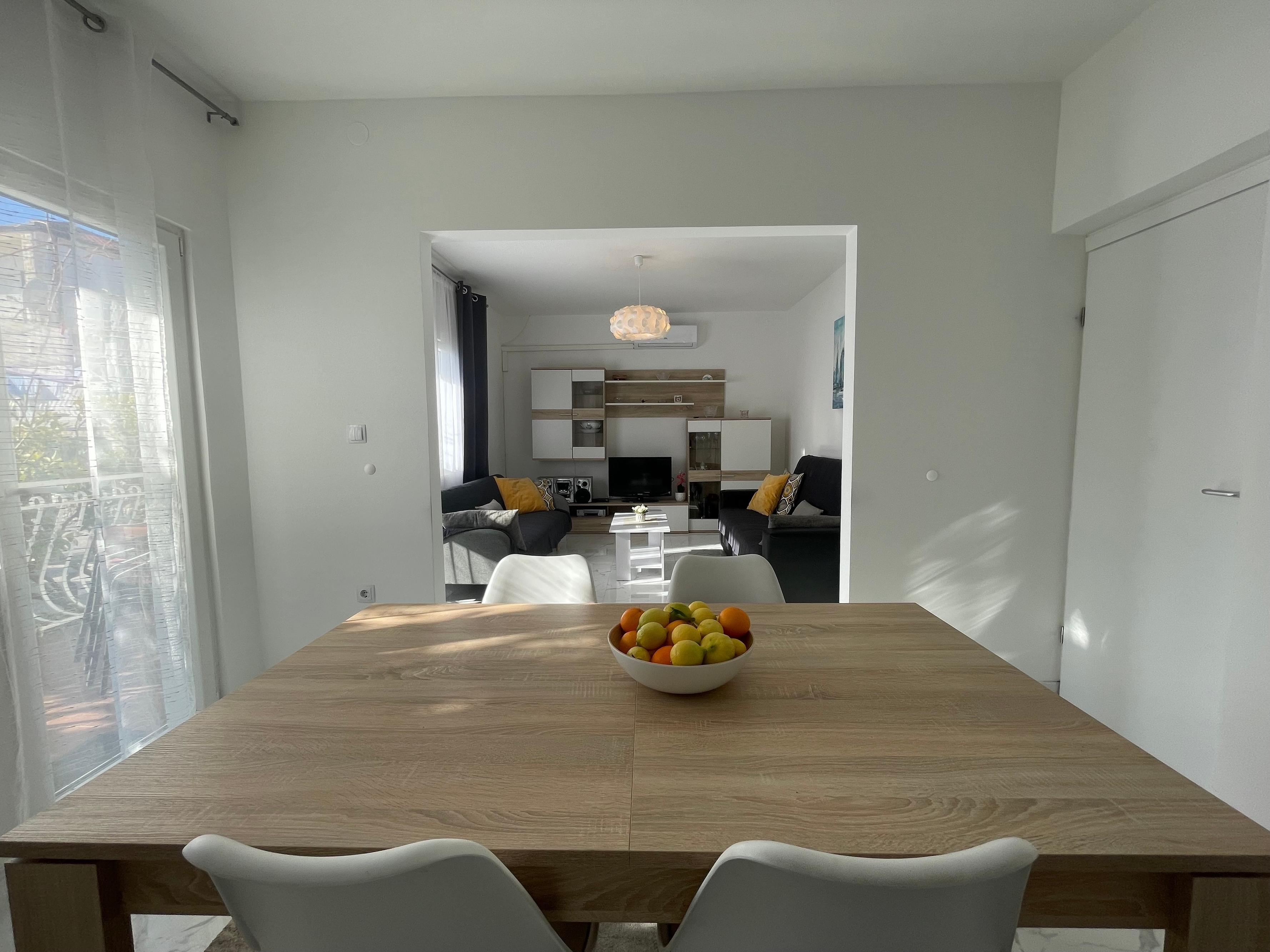 Two bedroom apartment near beach Vinišće, Trogir  A-a
